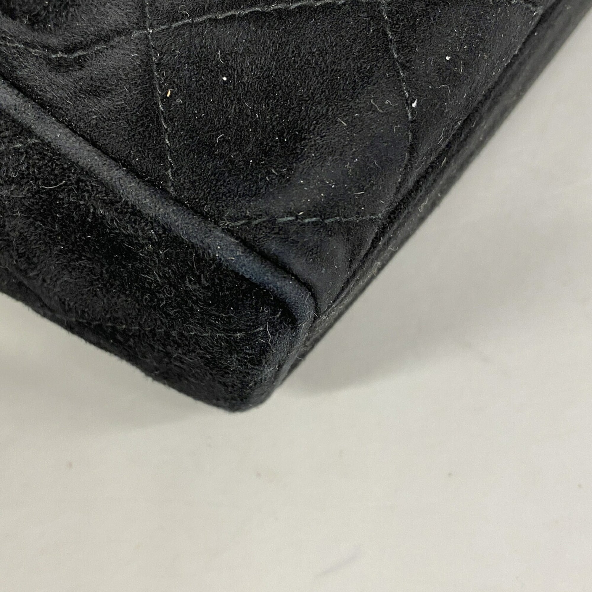Chanel Black Suede Shoulder Bag (Pre-Owned)
