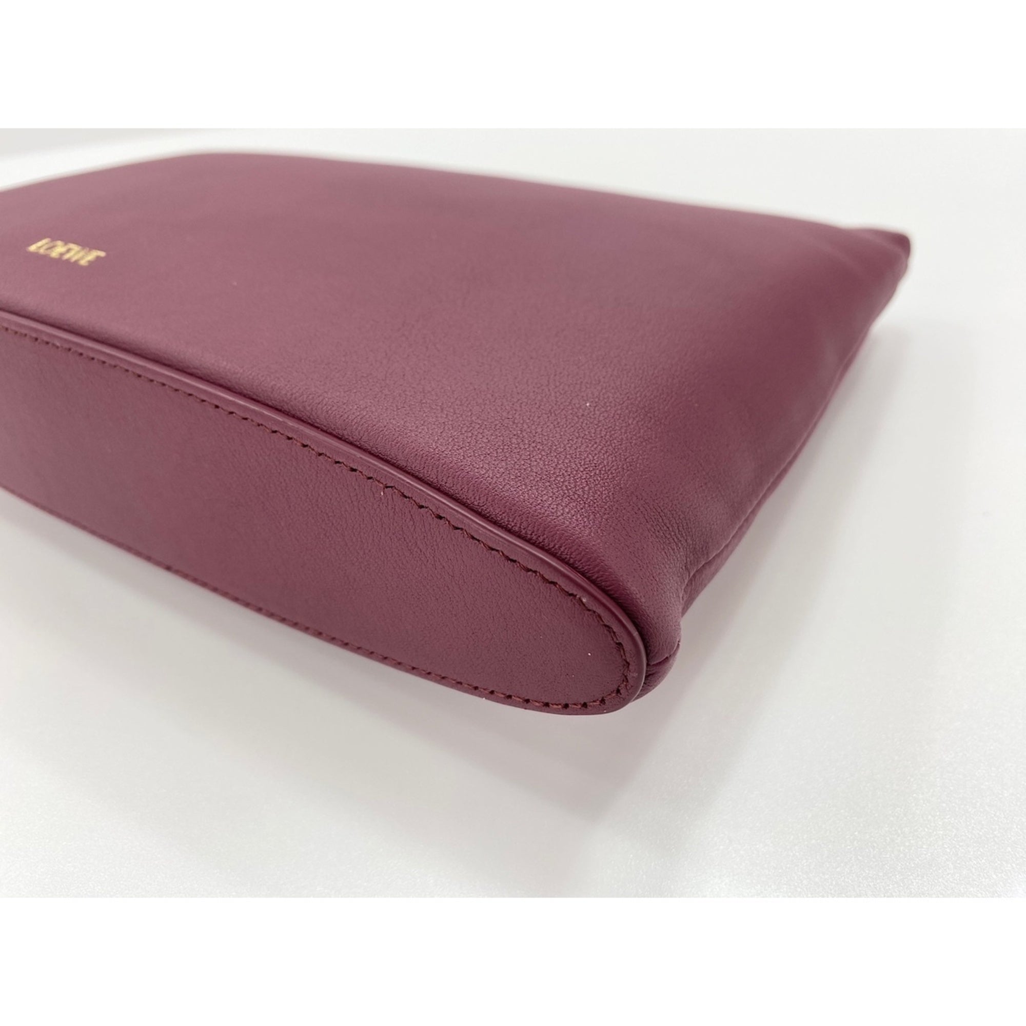 Loewe Wine Clutch Bag Pouch (Pre-Owned)