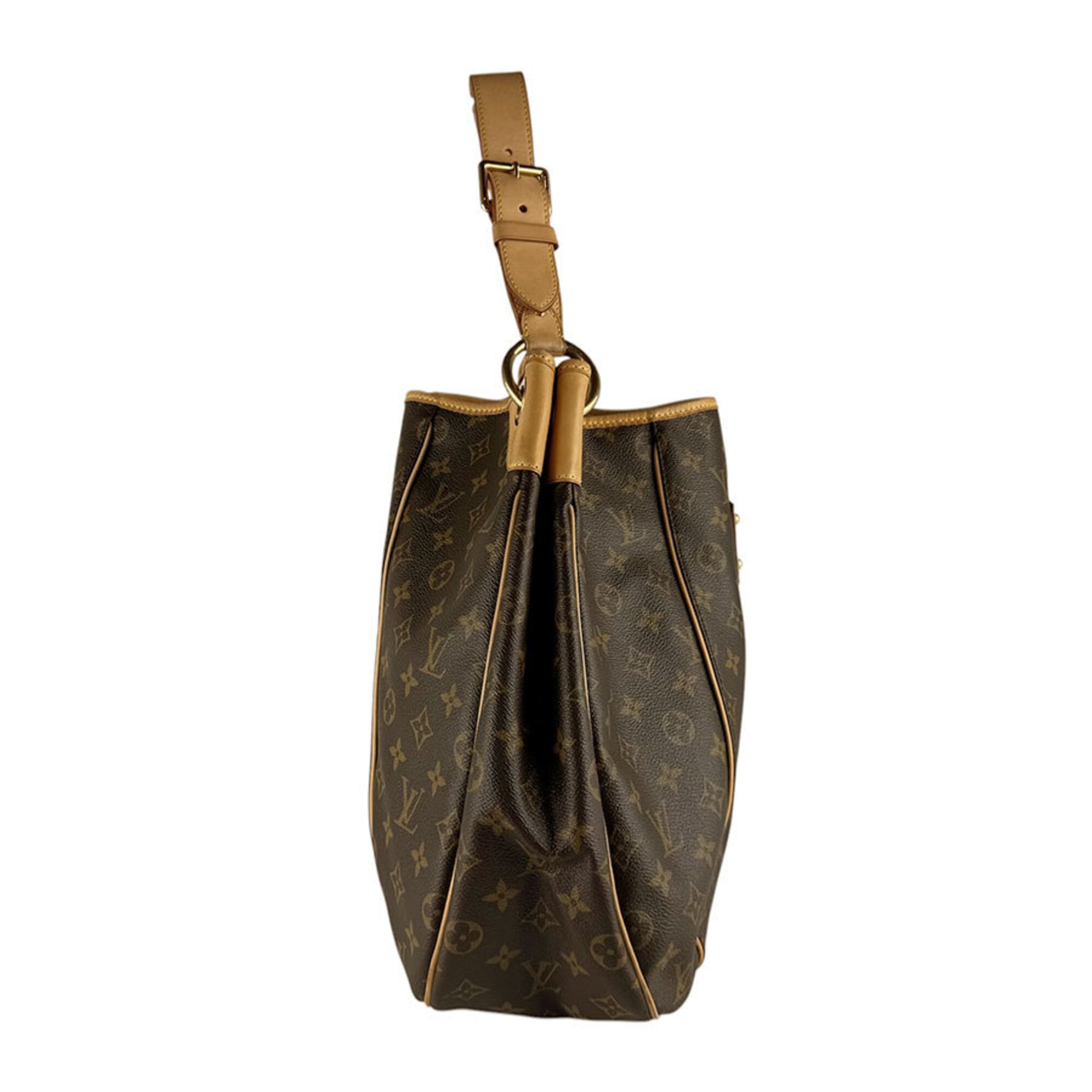 Louis Vuitton Brown Monogram Monogram Shoulder Bag (Pre-Owned)
