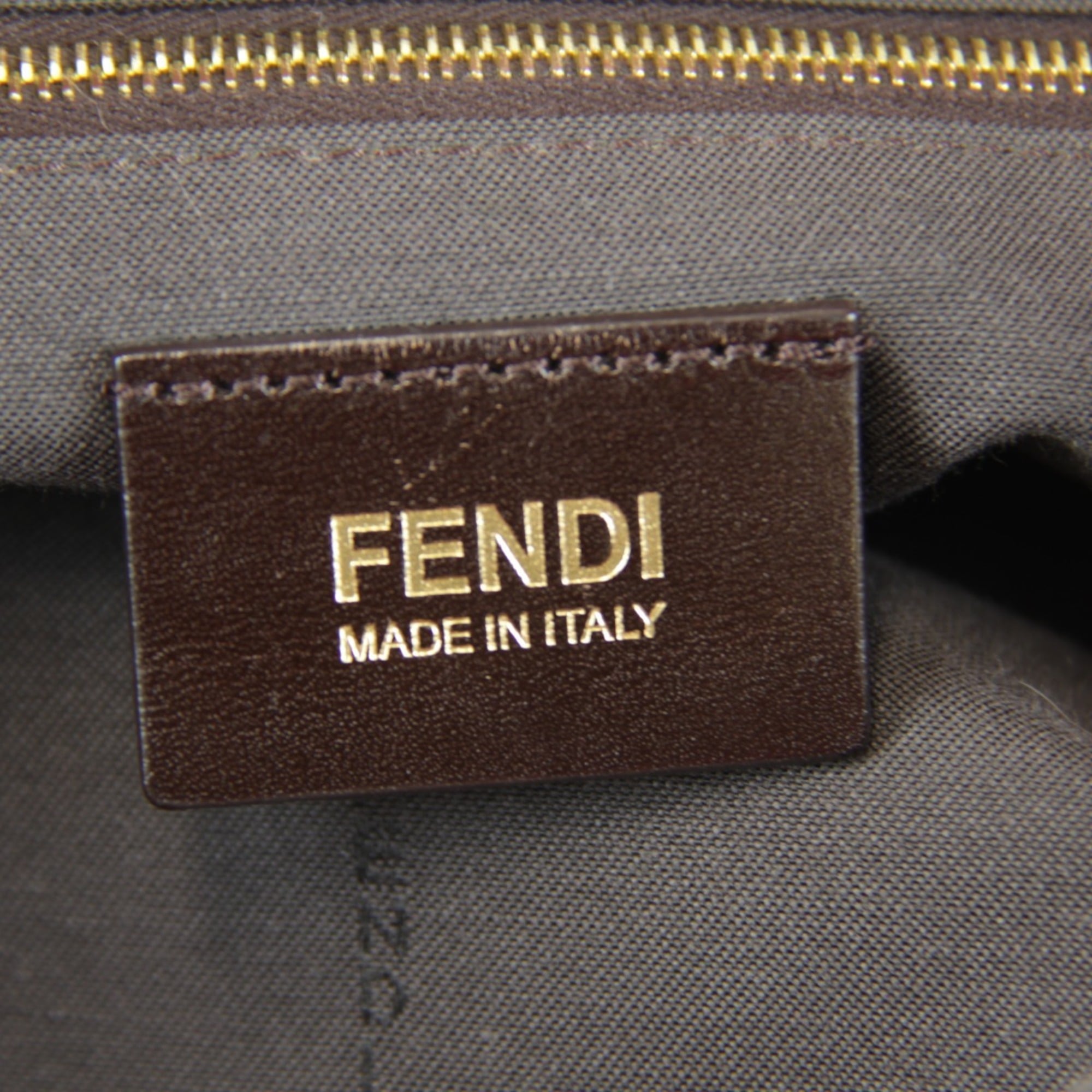 Fendi Pink Leather Shoulder Bag (Pre-Owned)