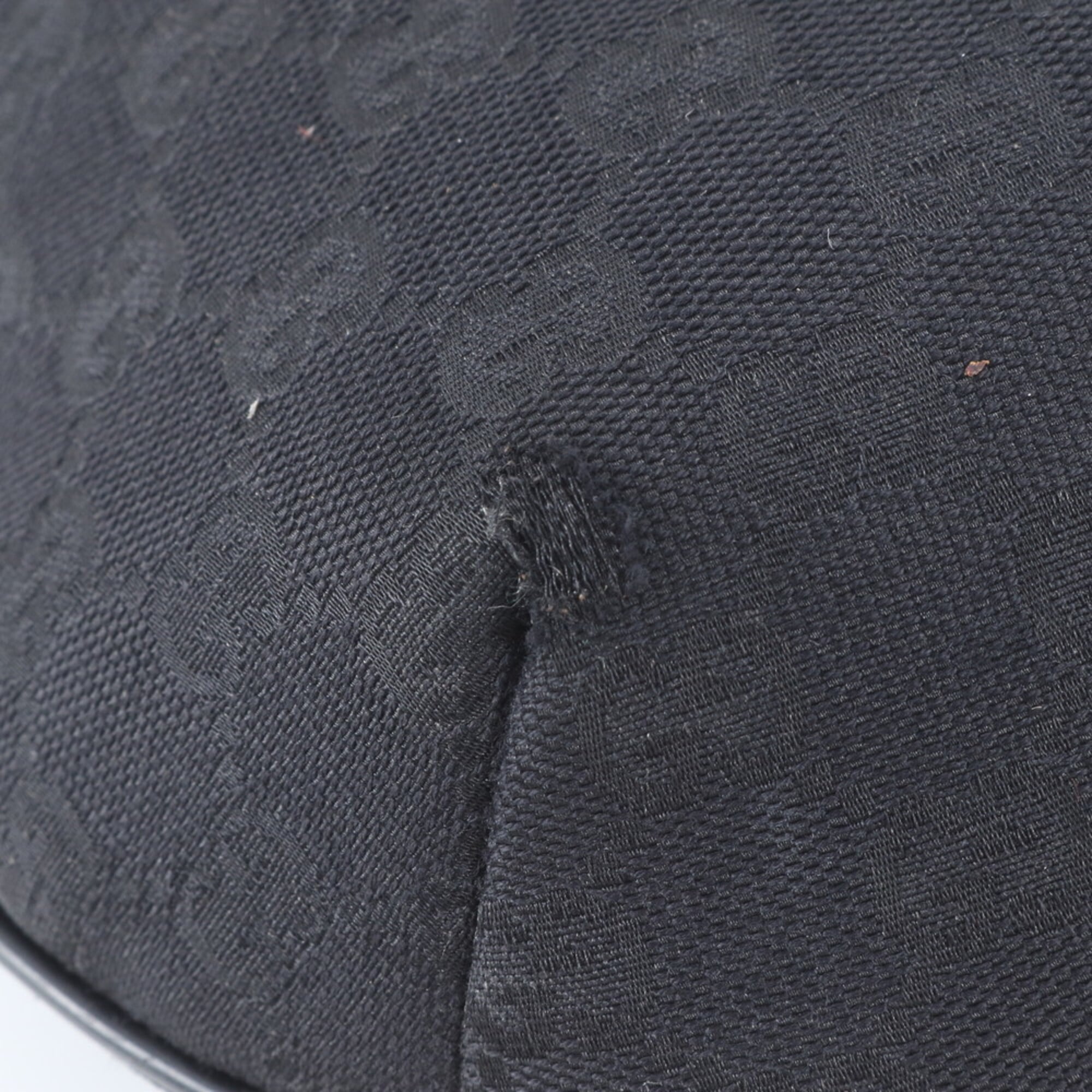 Gucci Gg Canvas Black Gg Canvas Shoulder Bag (Pre-Owned)