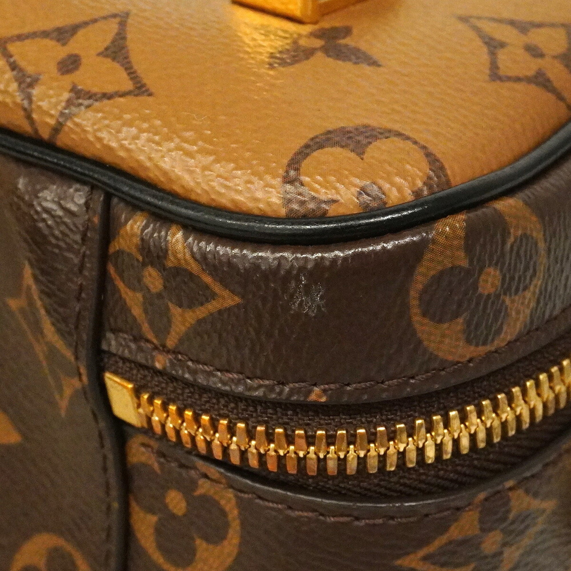 Louis Vuitton Brown Handbag (Pre-Owned)