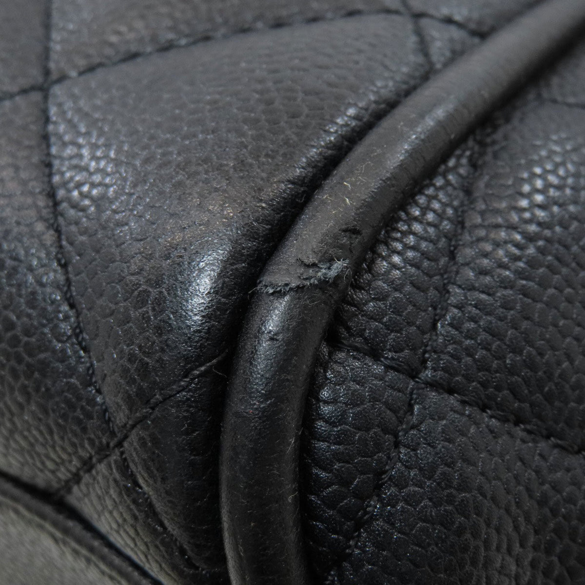 Chanel Matelasse Black Leather Tote Bag (Pre-Owned)