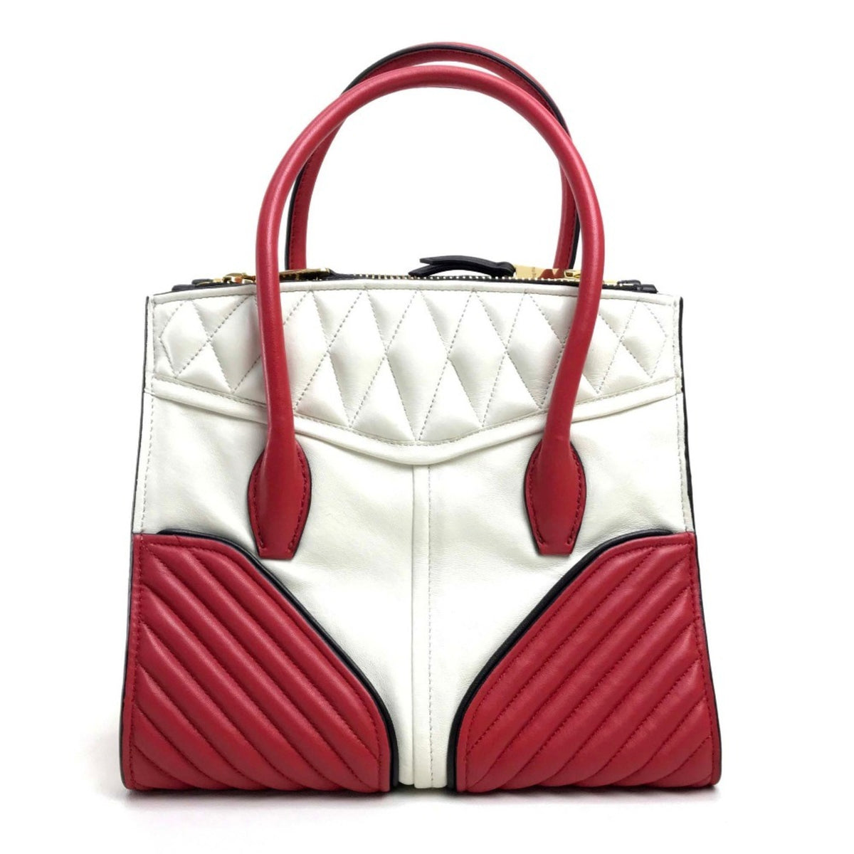 Miu Miu Matelasse Red Color White Handbag Shoulder Bag (Pre-Owned)