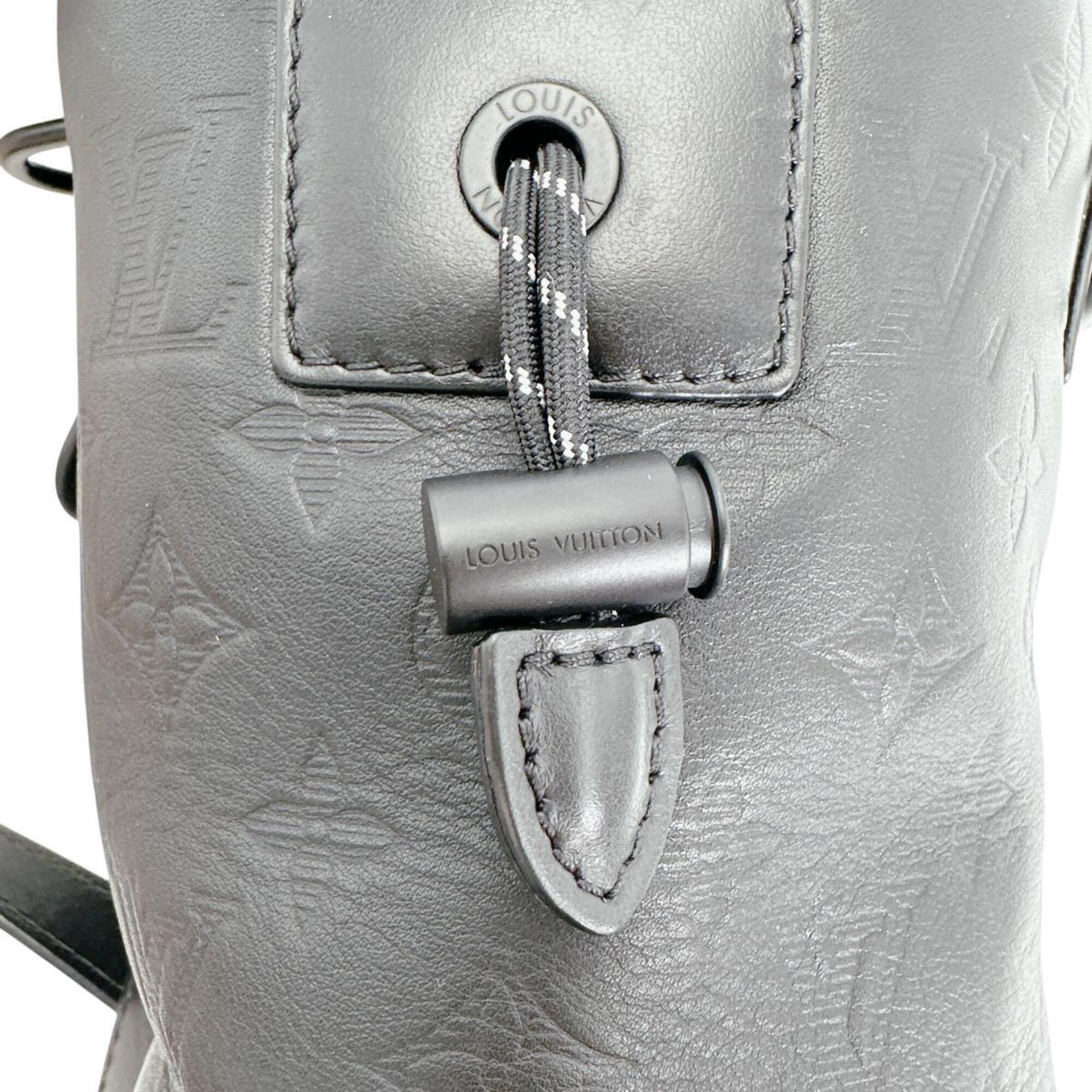 Louis Vuitton Black Leather Shoulder Bag (Pre-Owned)