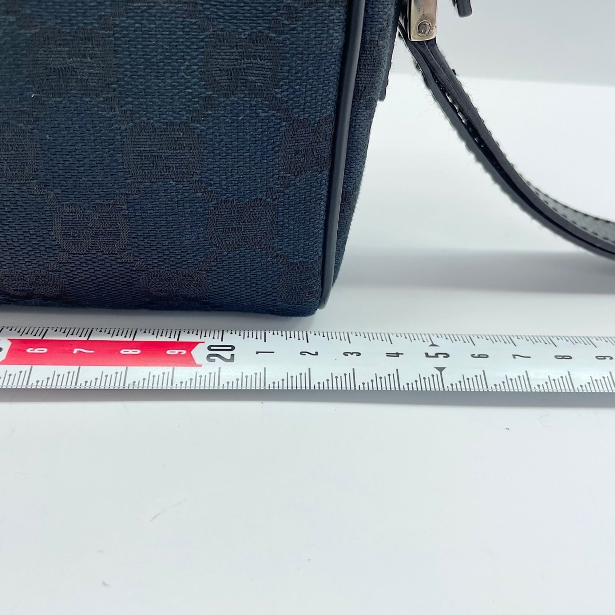 Gucci Black Clutch Bag (Pre-Owned)