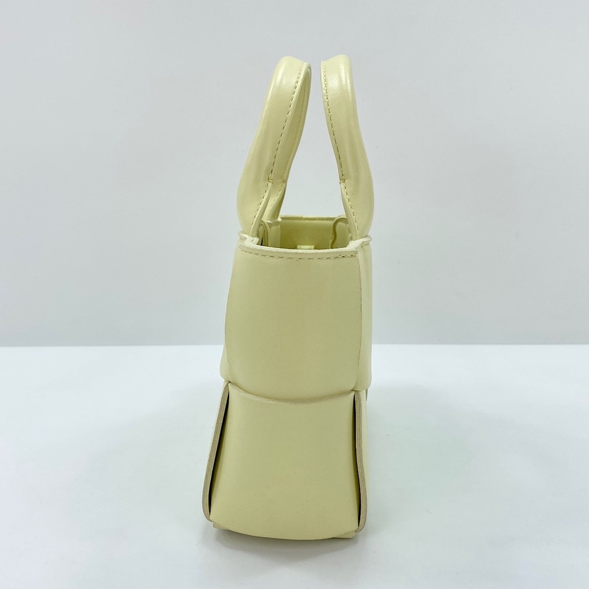 Bottega Veneta Yellow Handbag Shoulder Bag (Pre-Owned)