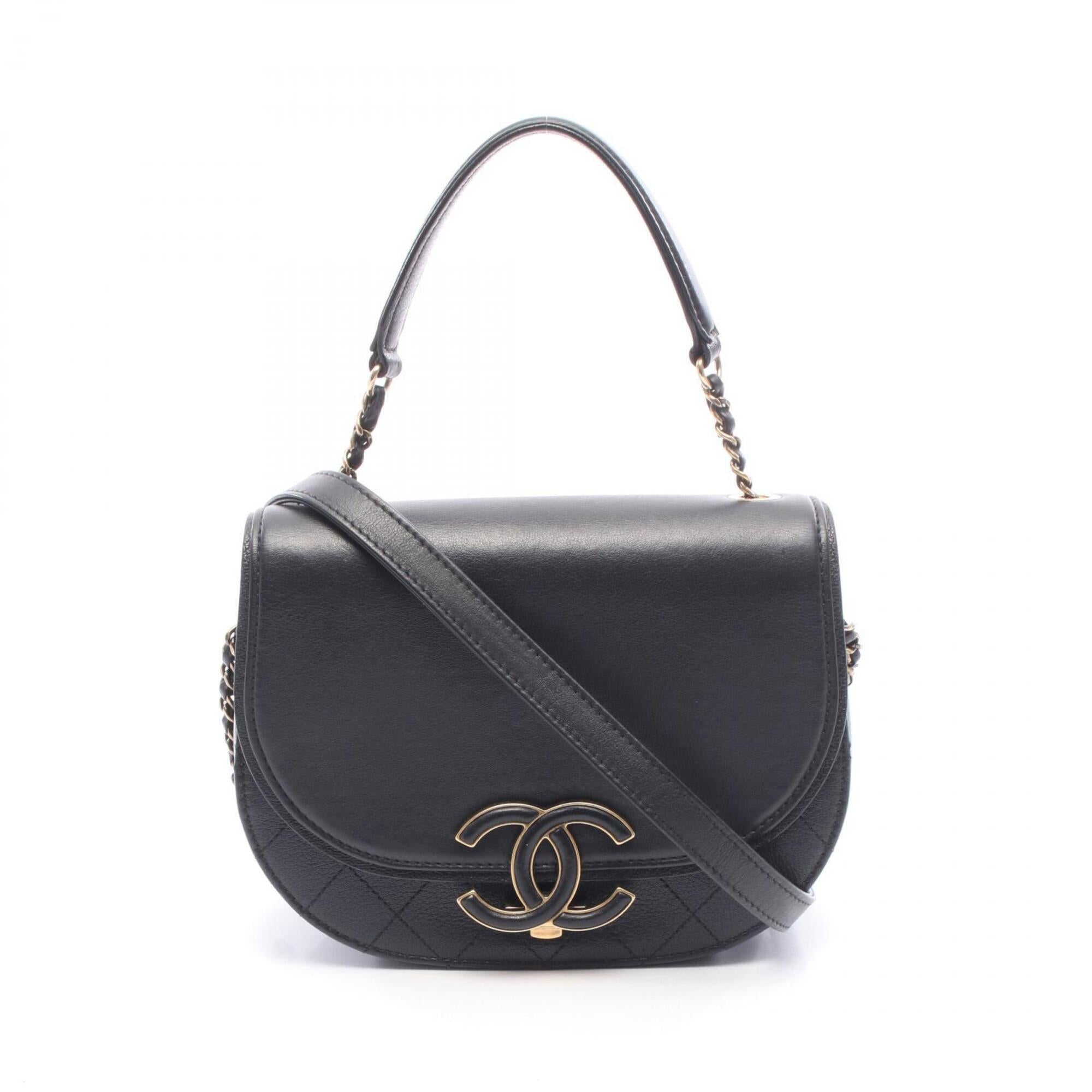 Chanel Black Leather Handbag Shoulder Bag (Pre-Owned)