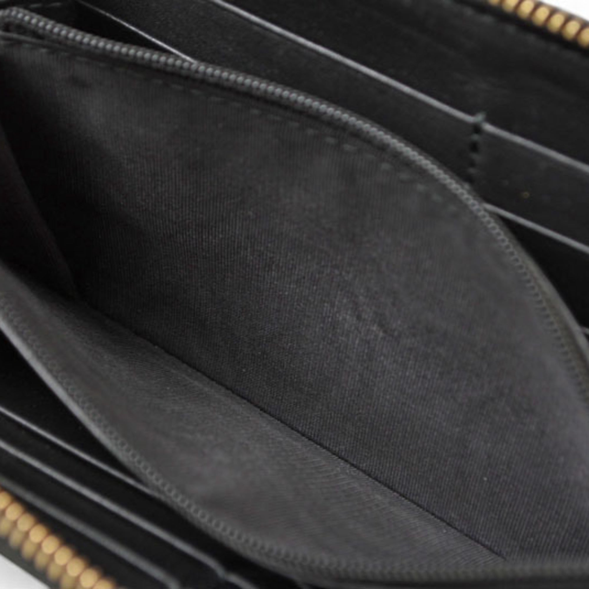 Gucci Black Leather Long Wallet (Bi-Fold) (Pre-Owned)