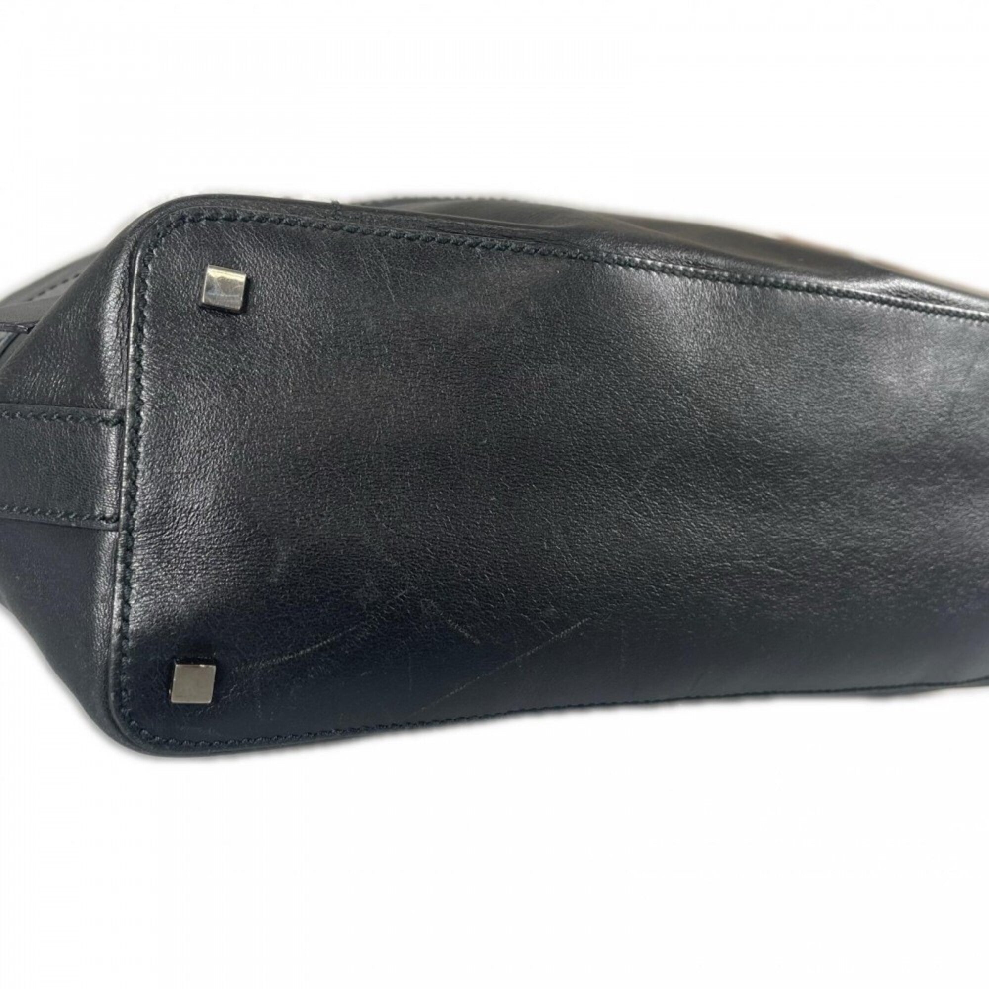 Gucci Black White Leather Handbag (Pre-Owned)
