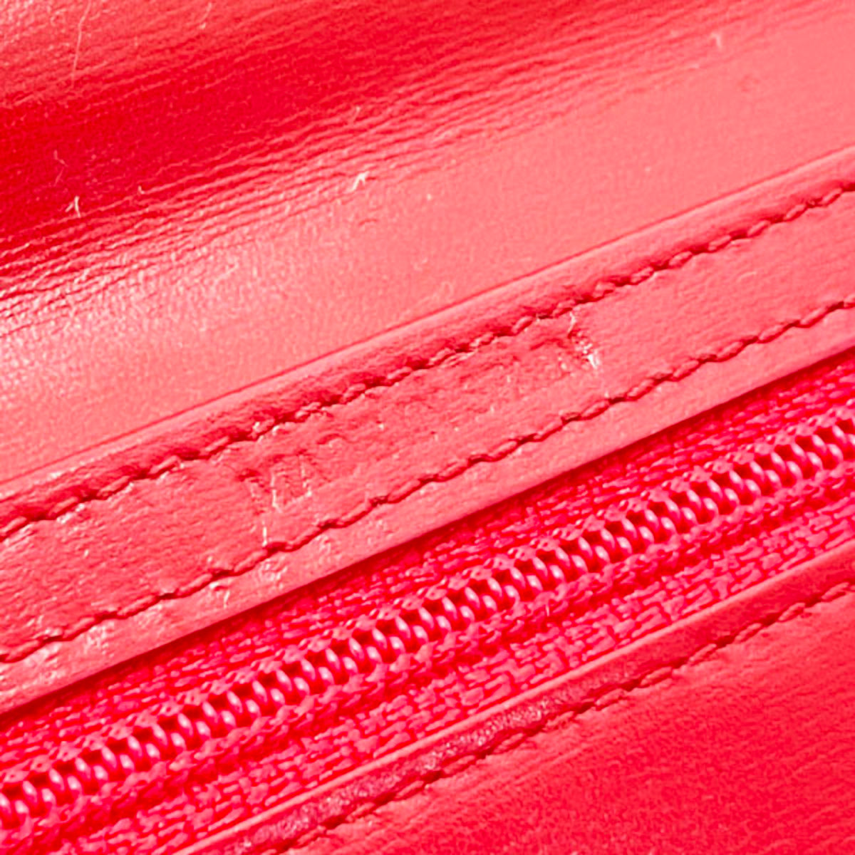 Loewe Red Color Leather Long Wallet (Tri-Fold) (Pre-Owned)
