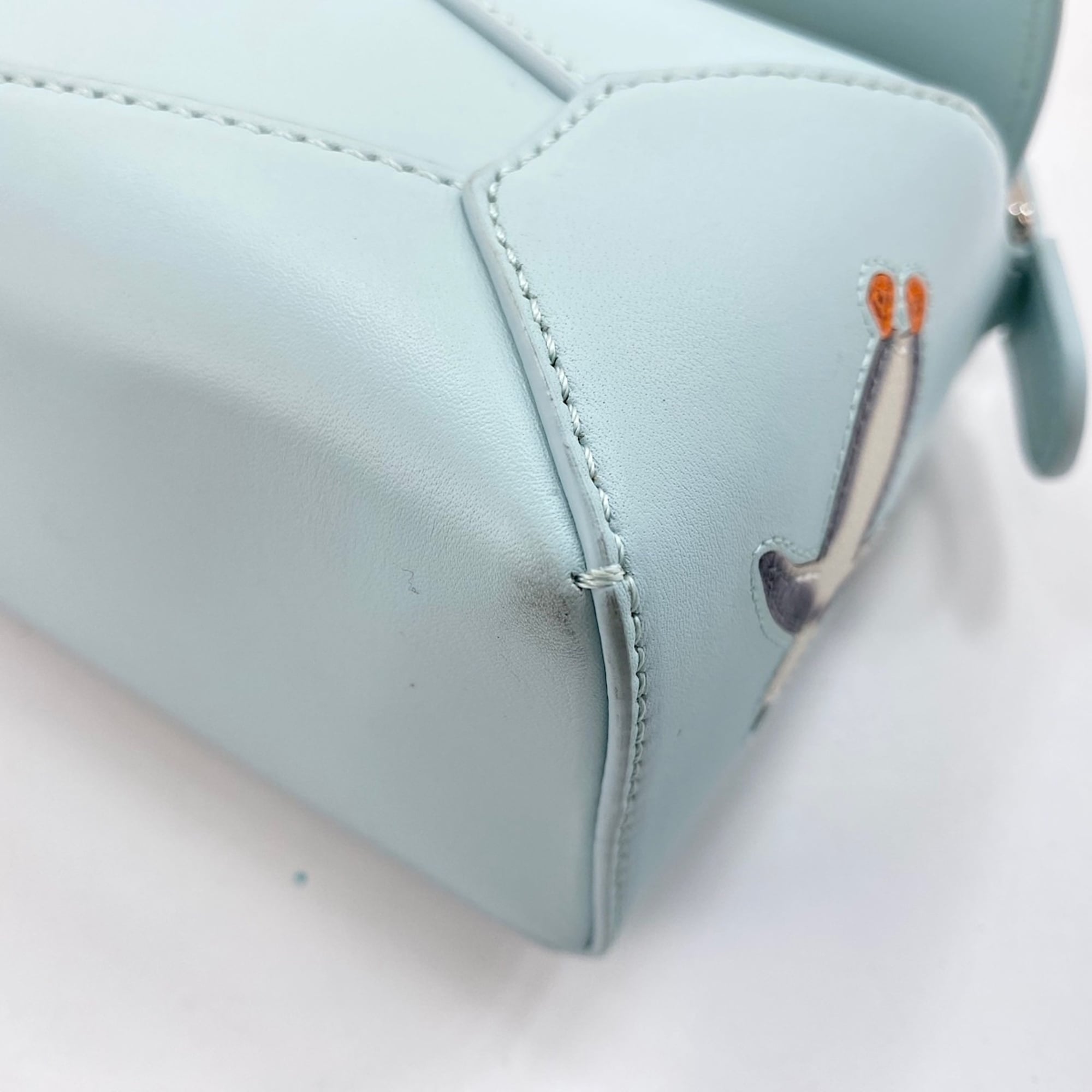 Loewe Blue Leather Handbag (Pre-Owned)