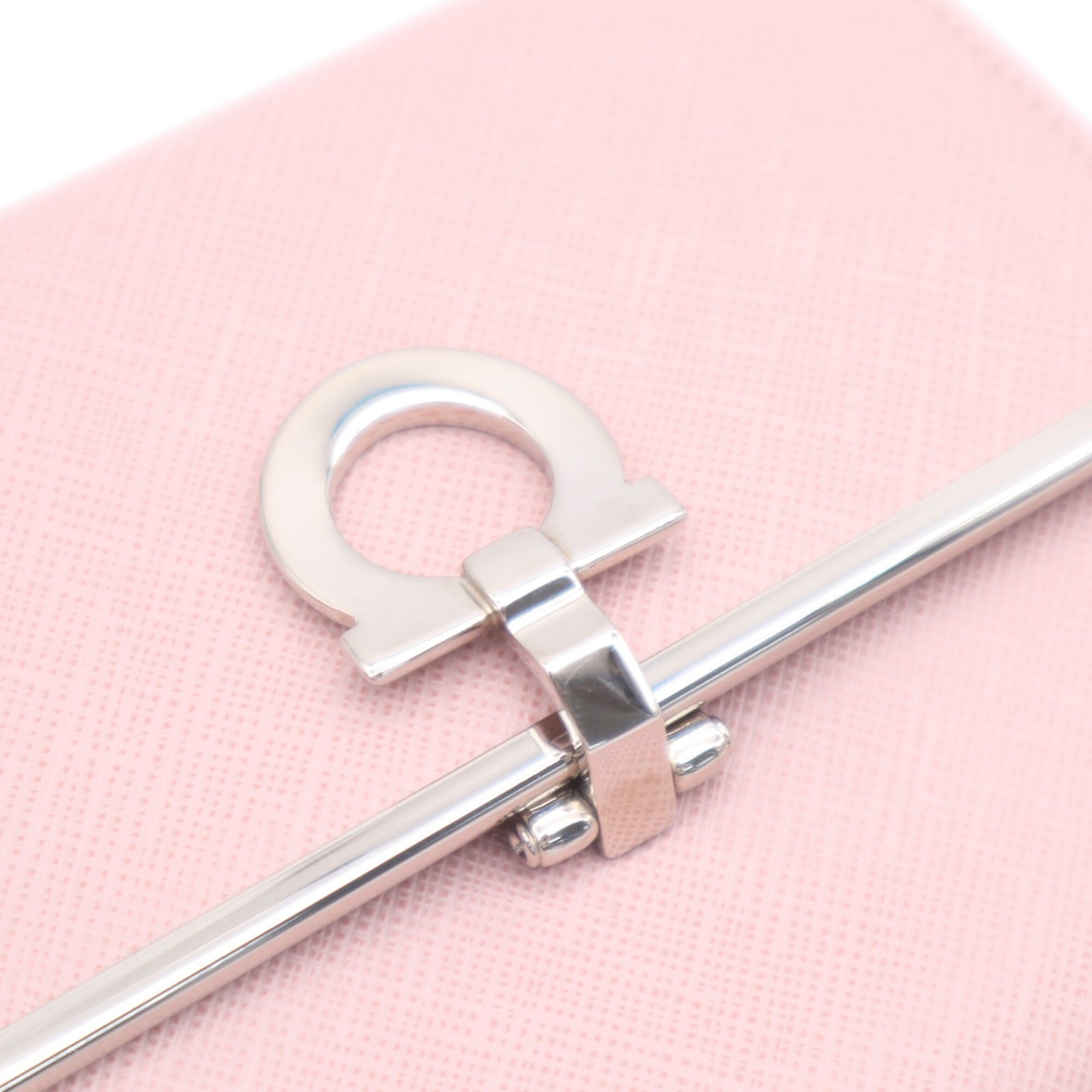 Salvatore Ferragamo Gancini Pink Leather Wallet (Bi-Fold) (Pre-Owned)