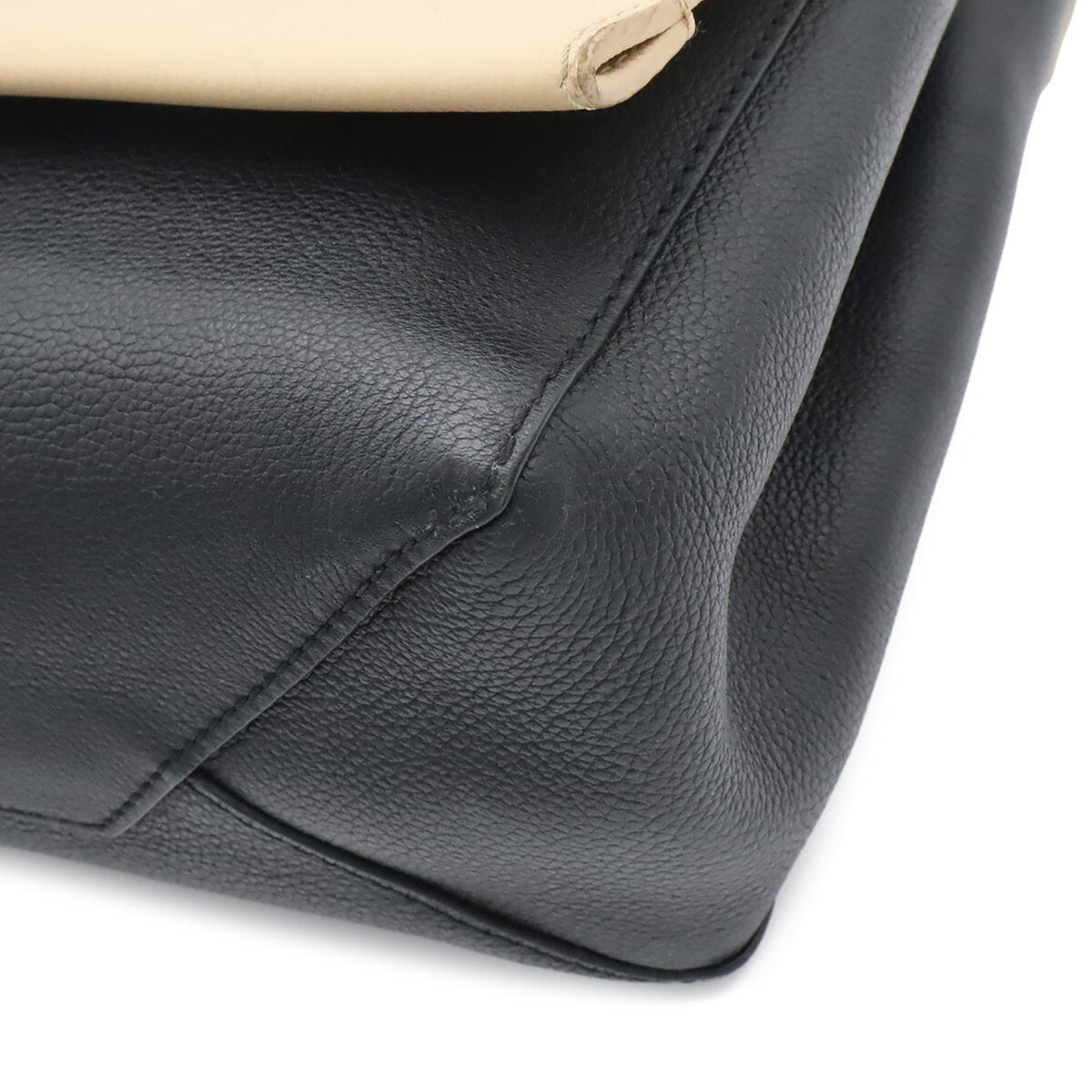 Louis Vuitton Beige Black Leather Handbag Shoulder Bag (Pre-Owned)