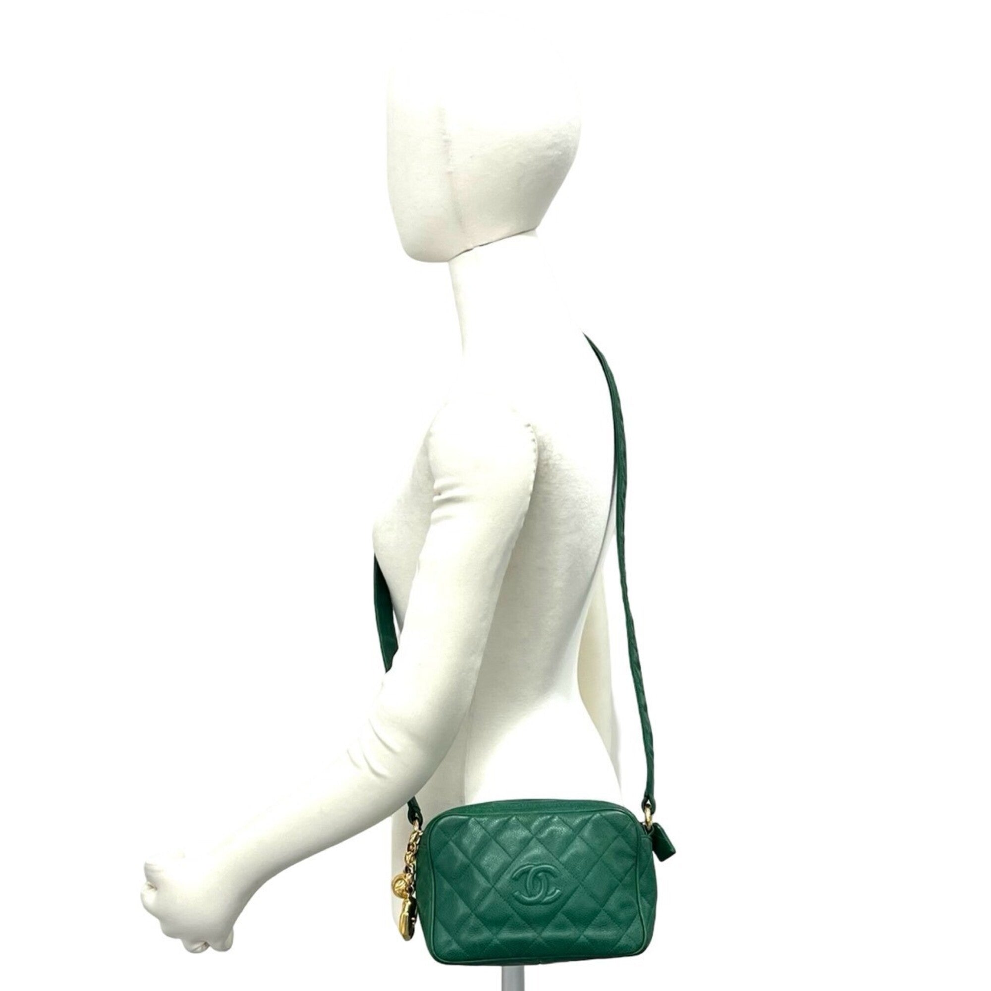 Chanel Green Grained Calfskin Shoulder Bag (Pre-Owned)
