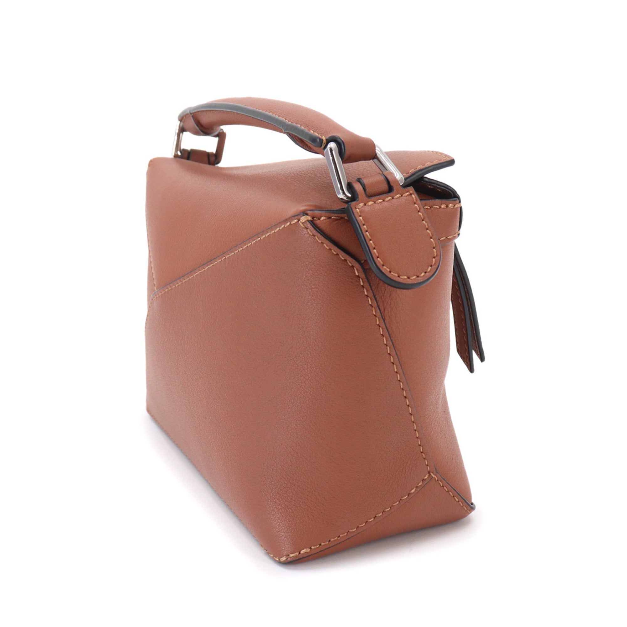 Loewe Puzzle Gold Leather Handbag (Pre-Owned)
