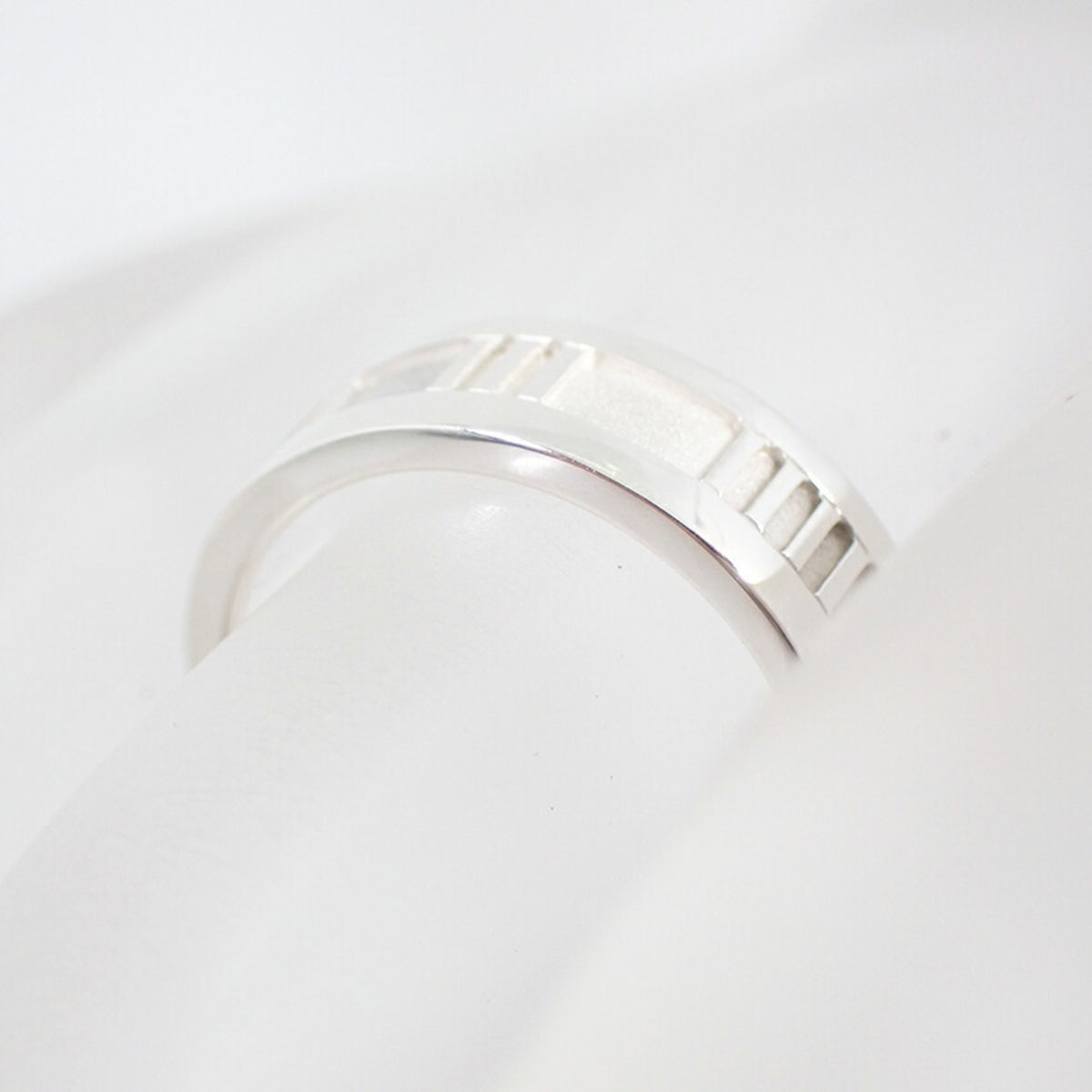 Tiffany Silver Sterling Silver 925 Band Ring (Pre-Owned)