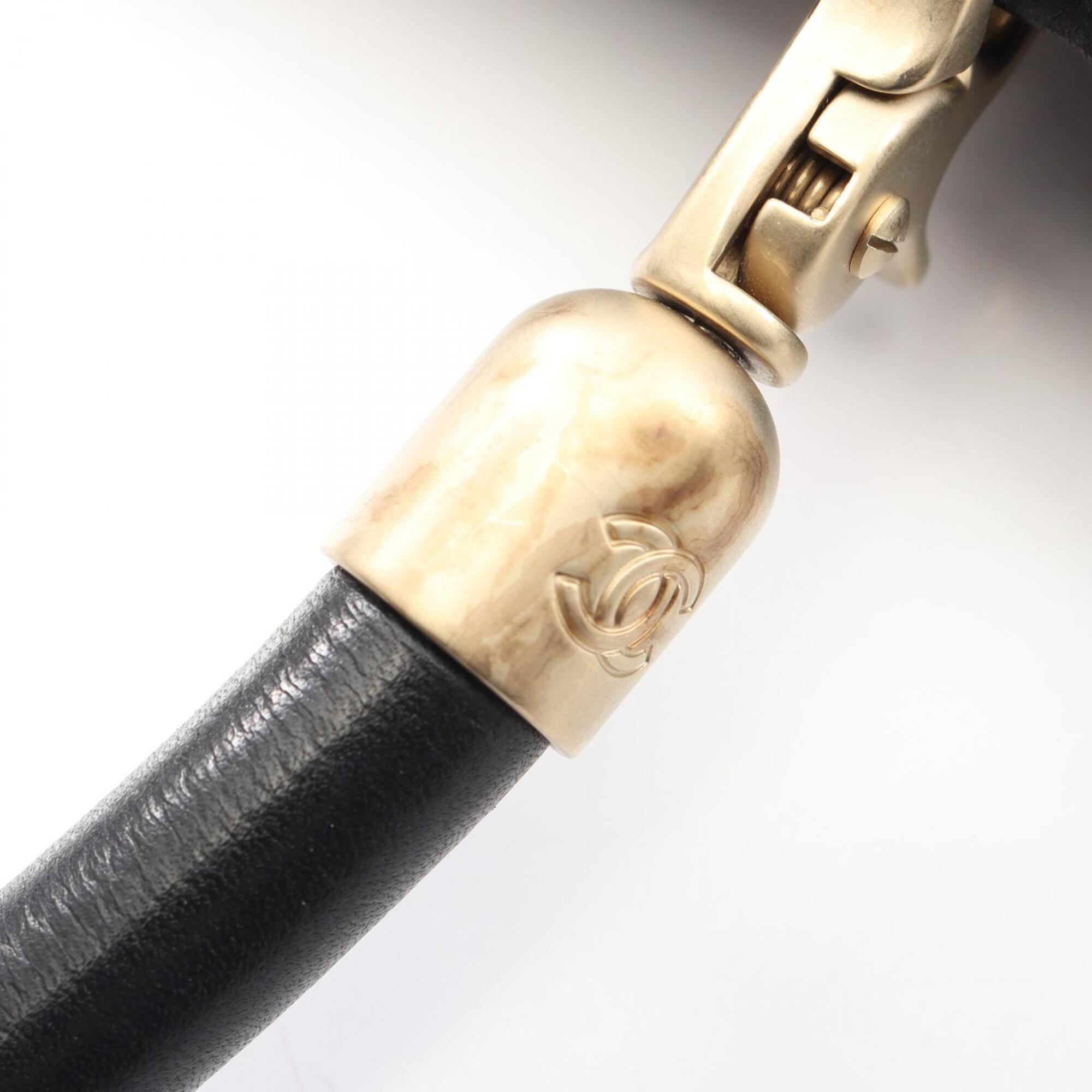 Chanel Black Grained Calfskin Handbag (Pre-Owned)
