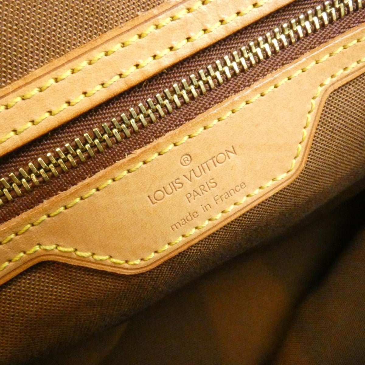 Louis Vuitton Marron Coated Canvas Handbag (Pre-Owned)
