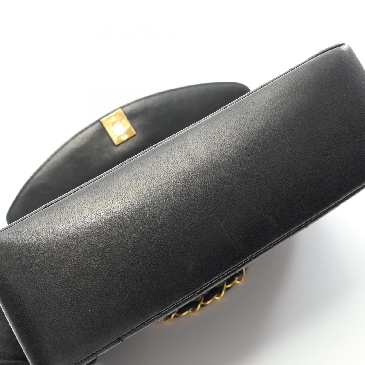 Chanel Matelasse Black Leather Handbag Shoulder Bag (Pre-Owned)