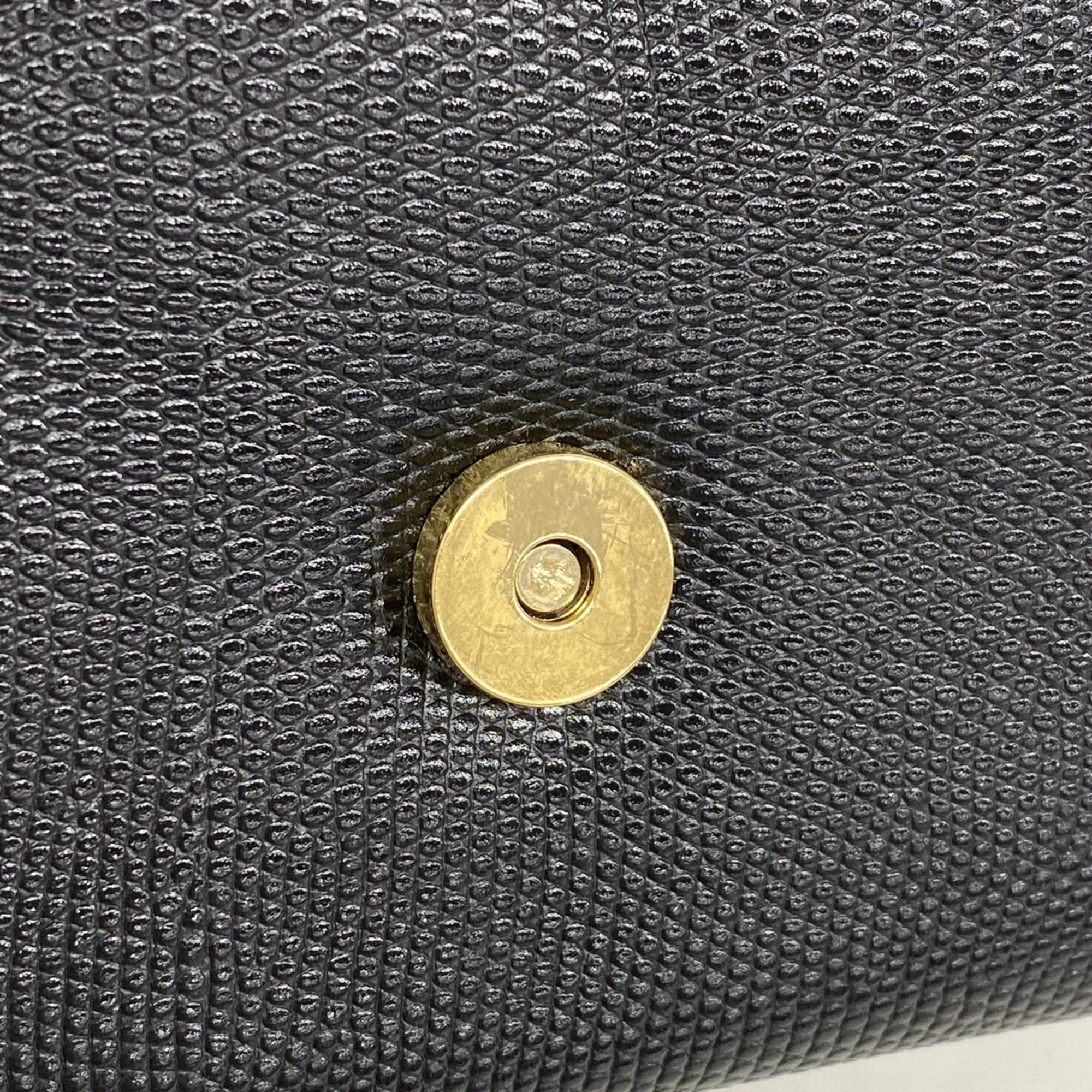 Salvatore Ferragamo Black Leather Shoulder Bag (Pre-Owned)