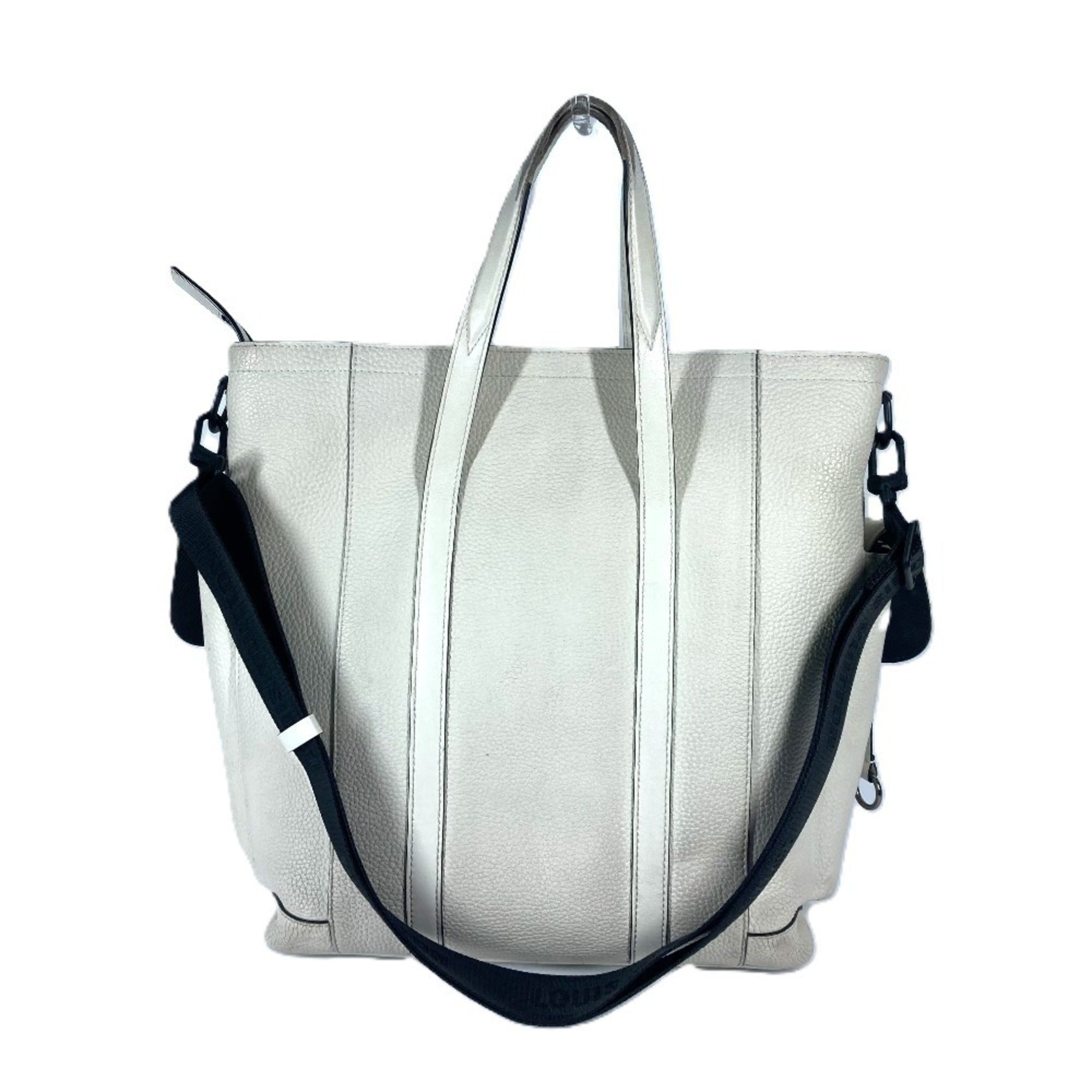 Louis Vuitton Blanc Galle Monogram White Monogram Shoulder Bag Tote Bag (Pre-Owned)