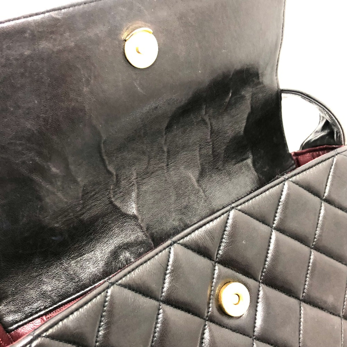 Chanel Black Leather Shoulder Bag (Pre-Owned)