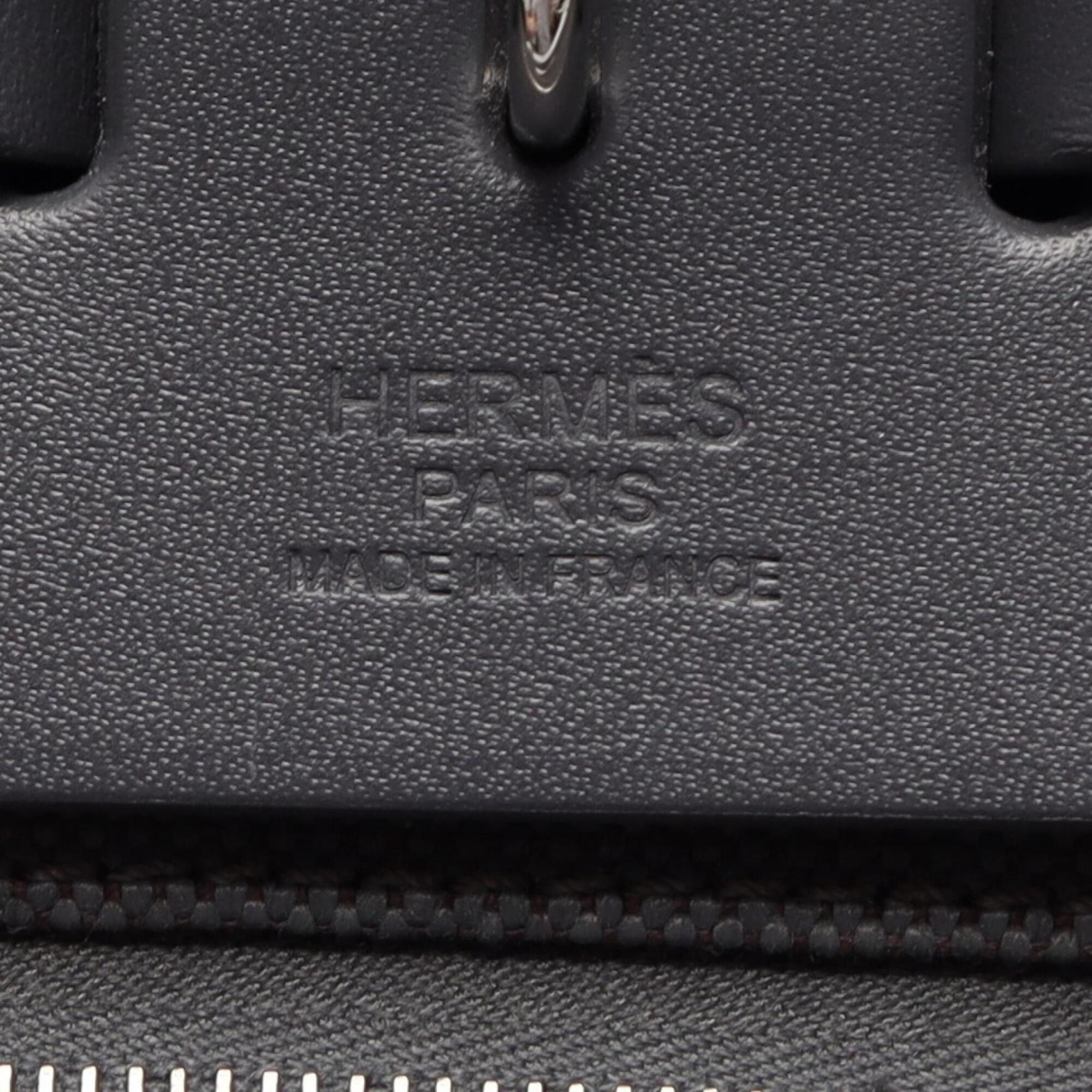 Hermes Gray Toile H Handbag (Pre-Owned)