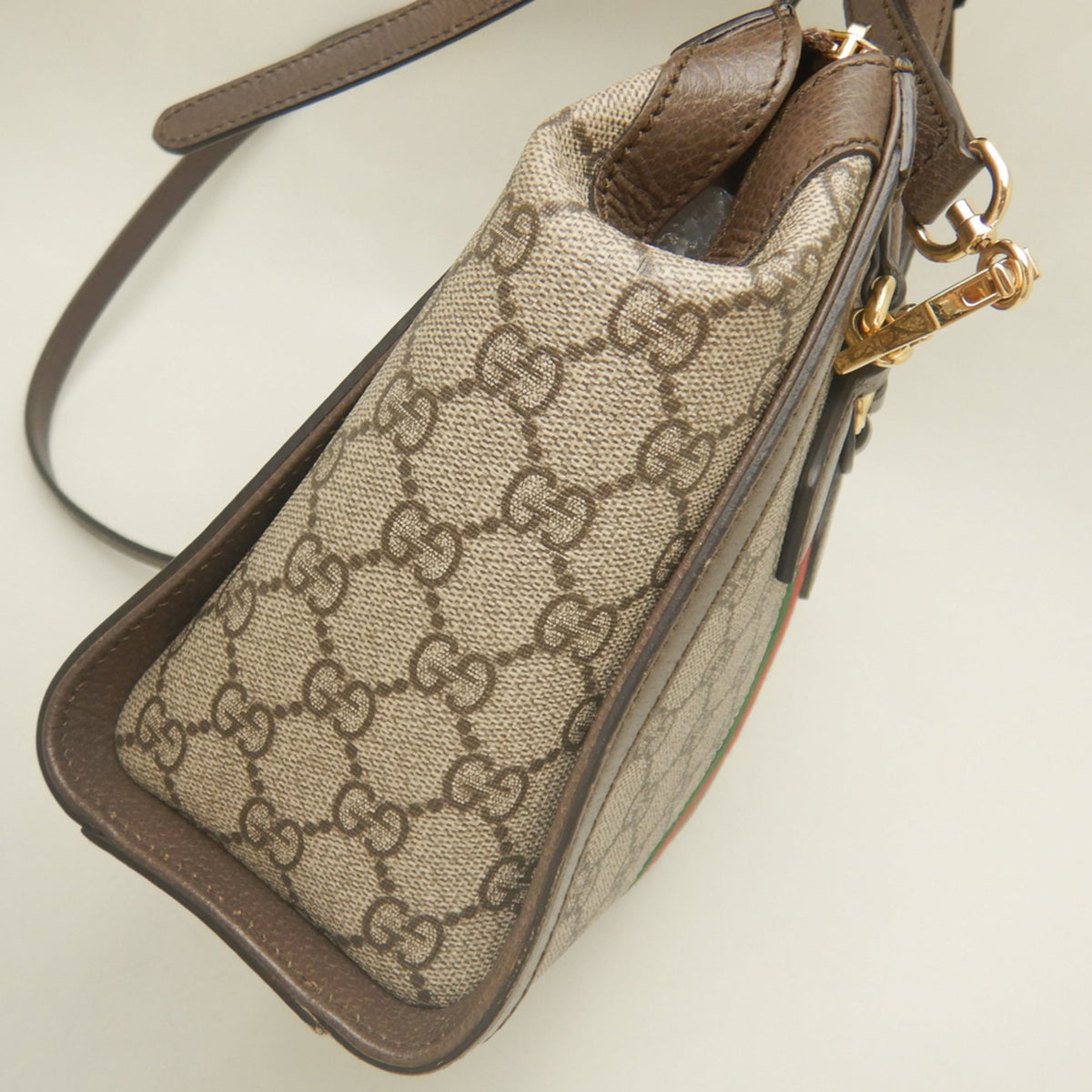 Gucci Beige Brown Gg Supreme Leather Handbag (Pre-Owned)