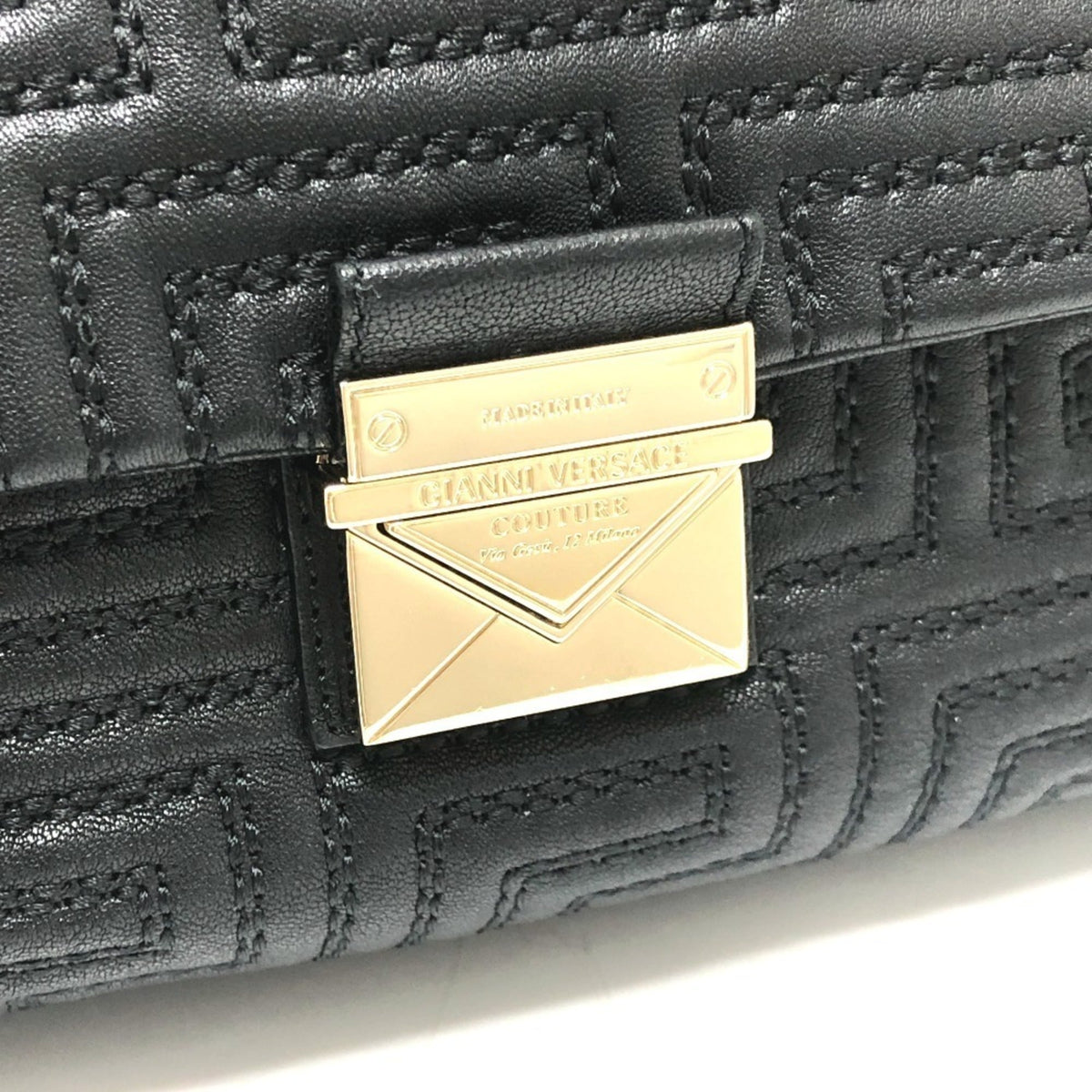 Valentino Black Leather Handbag Shoulder Bag (Pre-Owned)