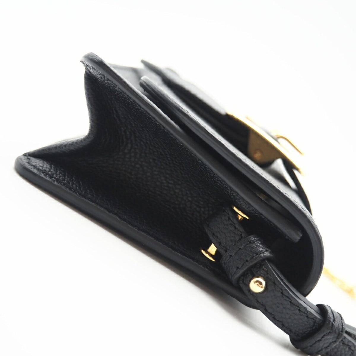 Burberry Black Leather Shoulder Bag (Pre-Owned)