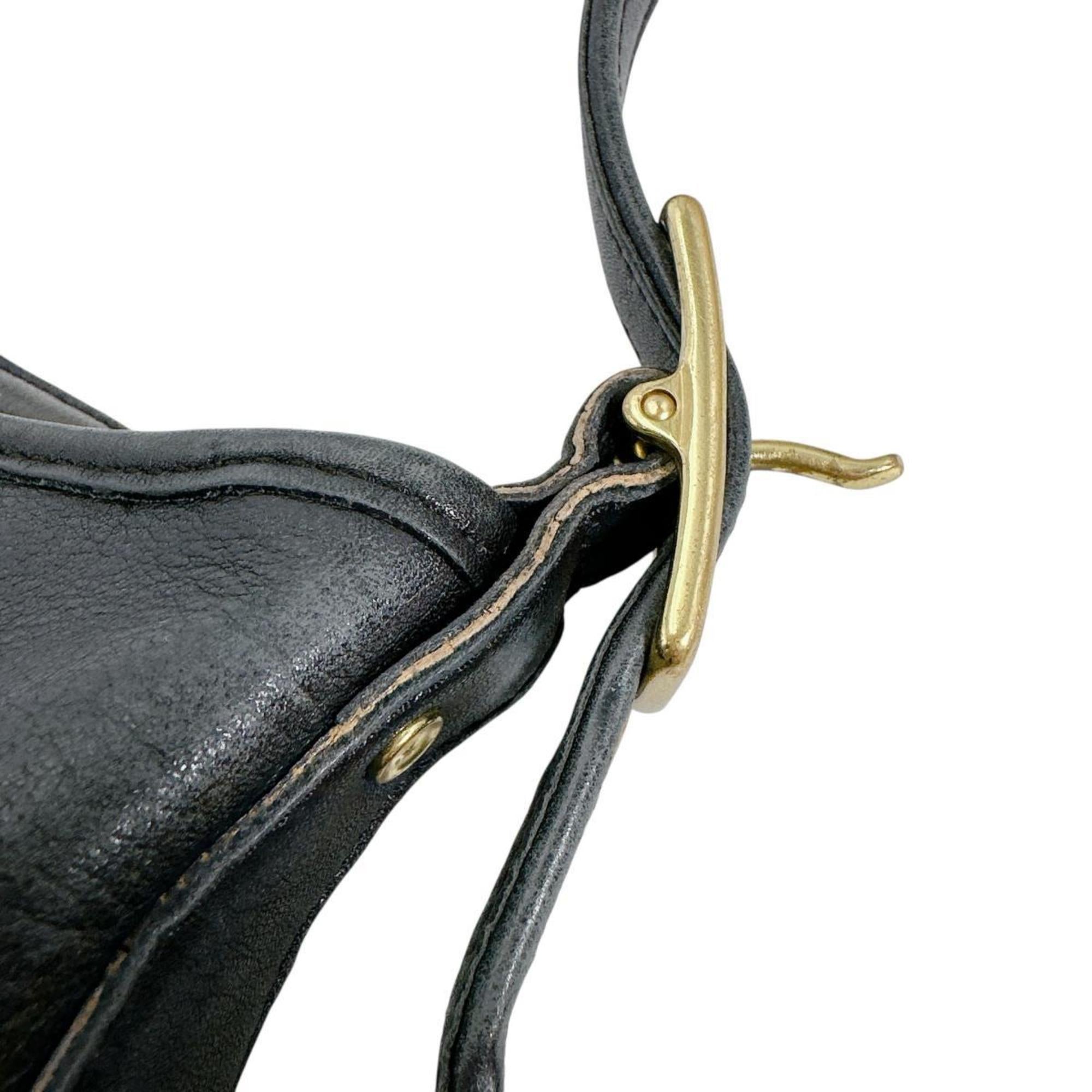 Coach Black Leather Shoulder Bag (Pre-Owned)