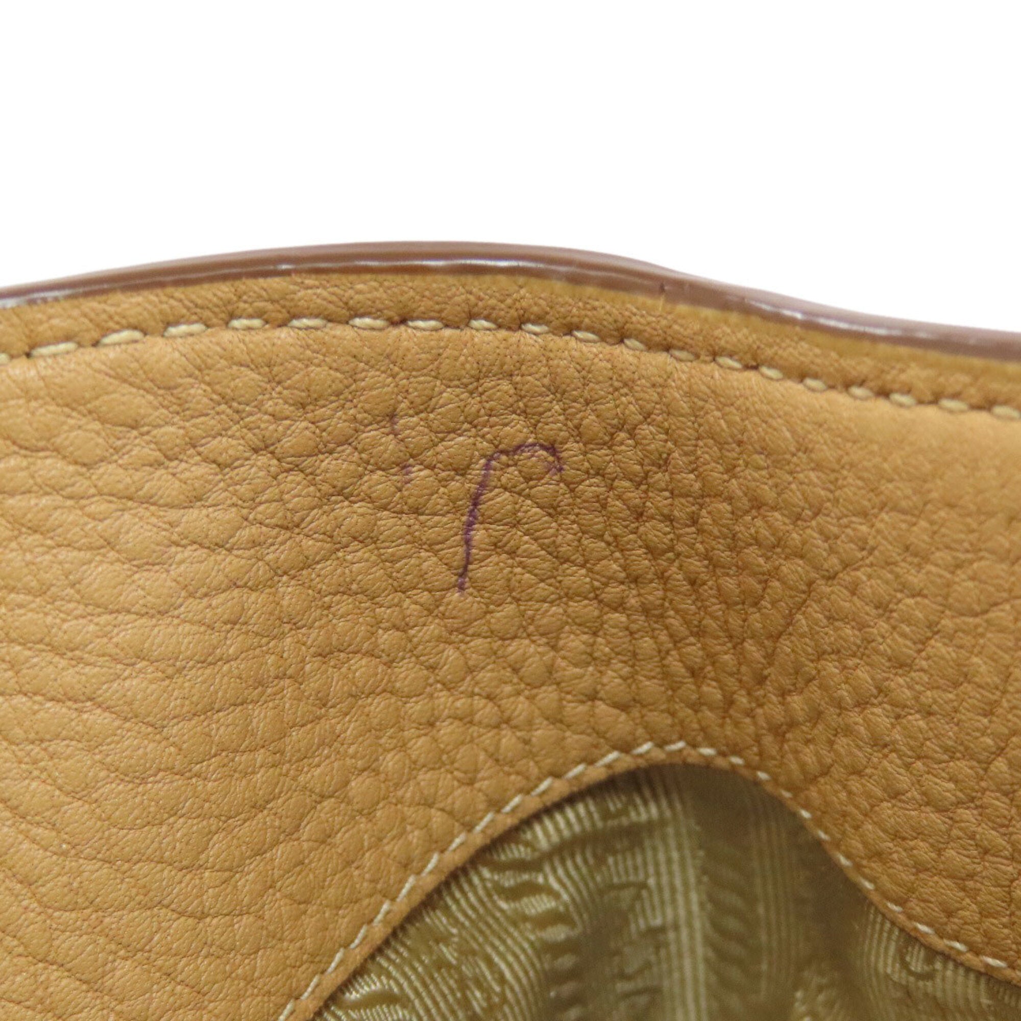 Prada Beige Leather Handbag (Pre-Owned)