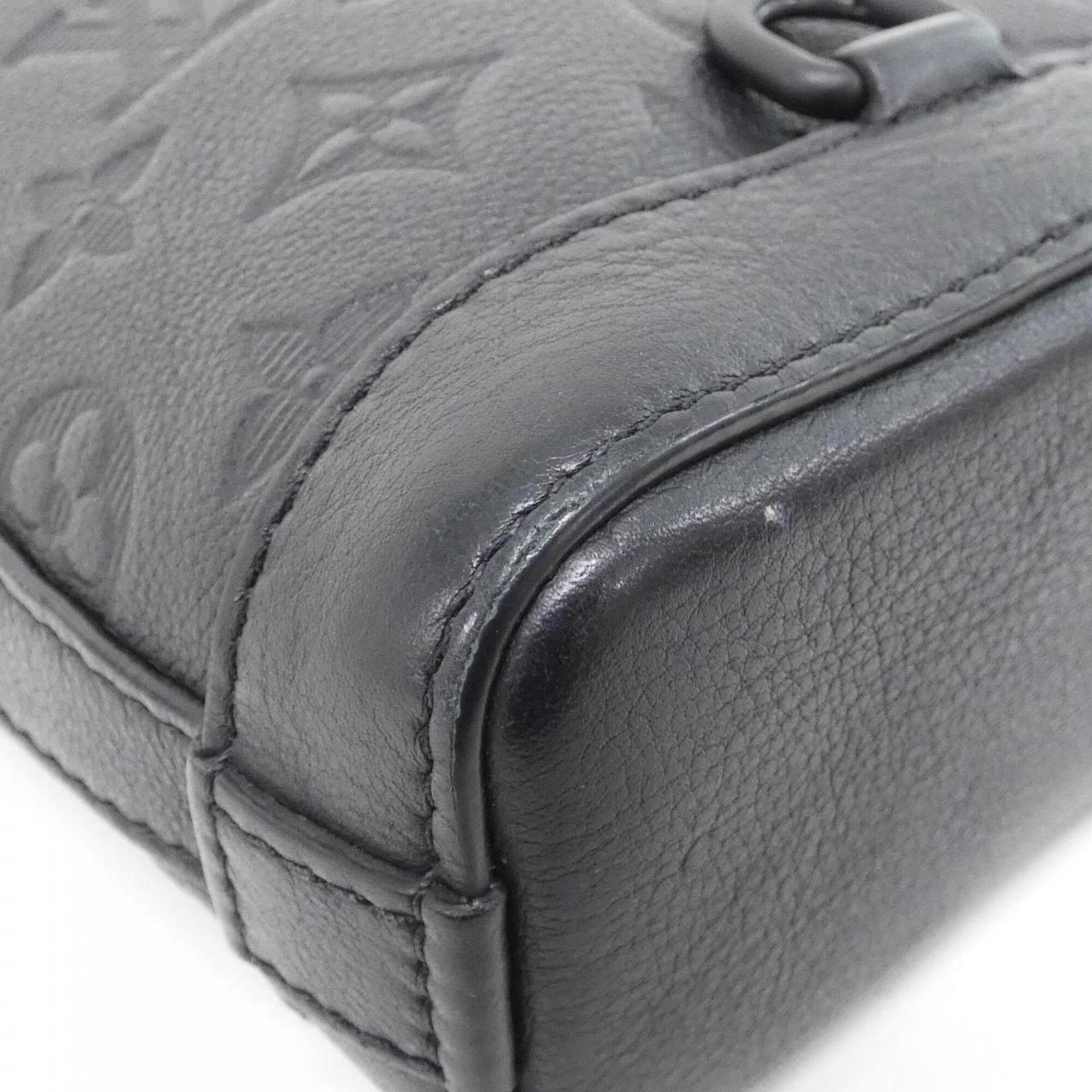 Louis Vuitton Black Leather Shoulder Bag (Pre-Owned)