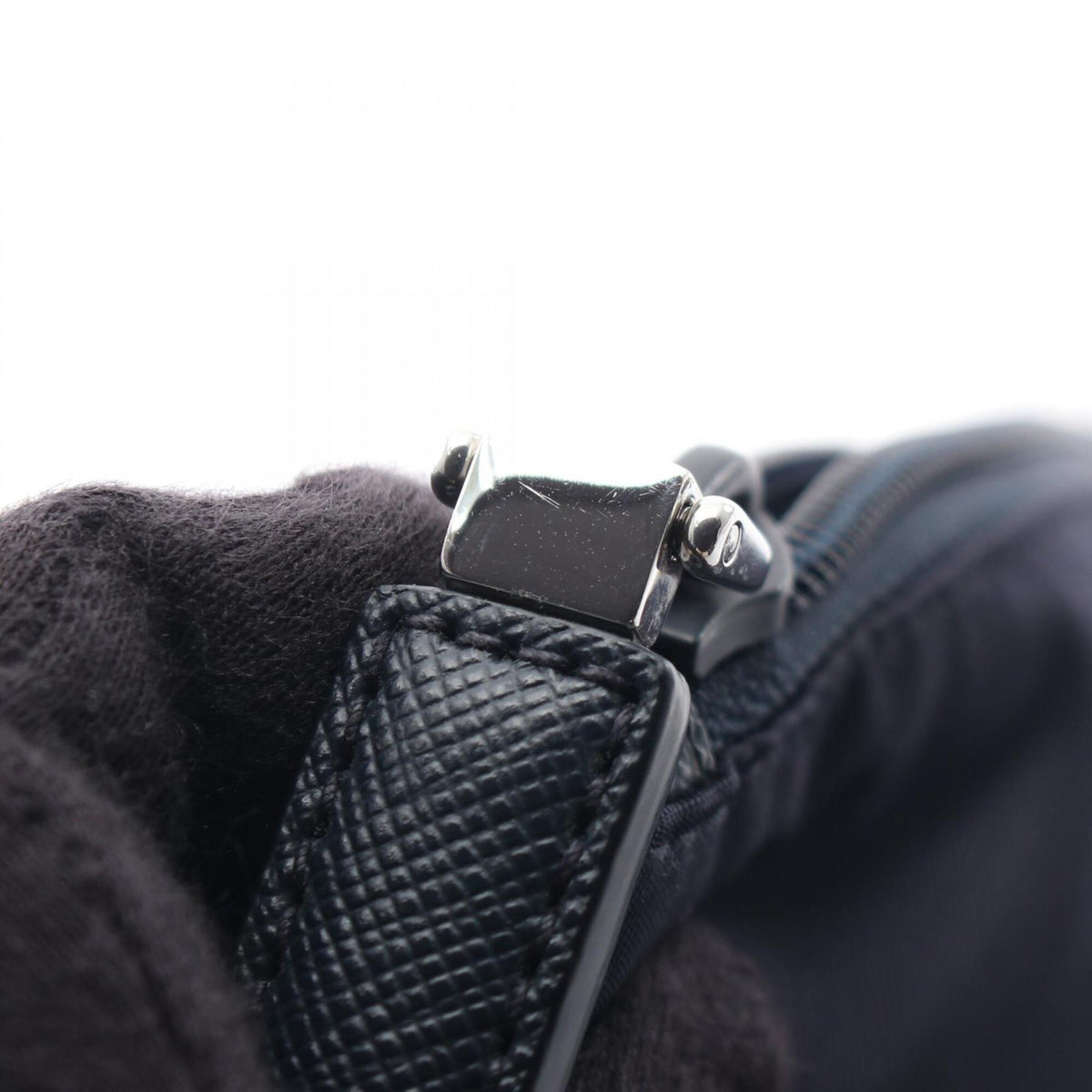 Prada Navy Nylon Leather Clutch Bag Handbag (Pre-Owned)