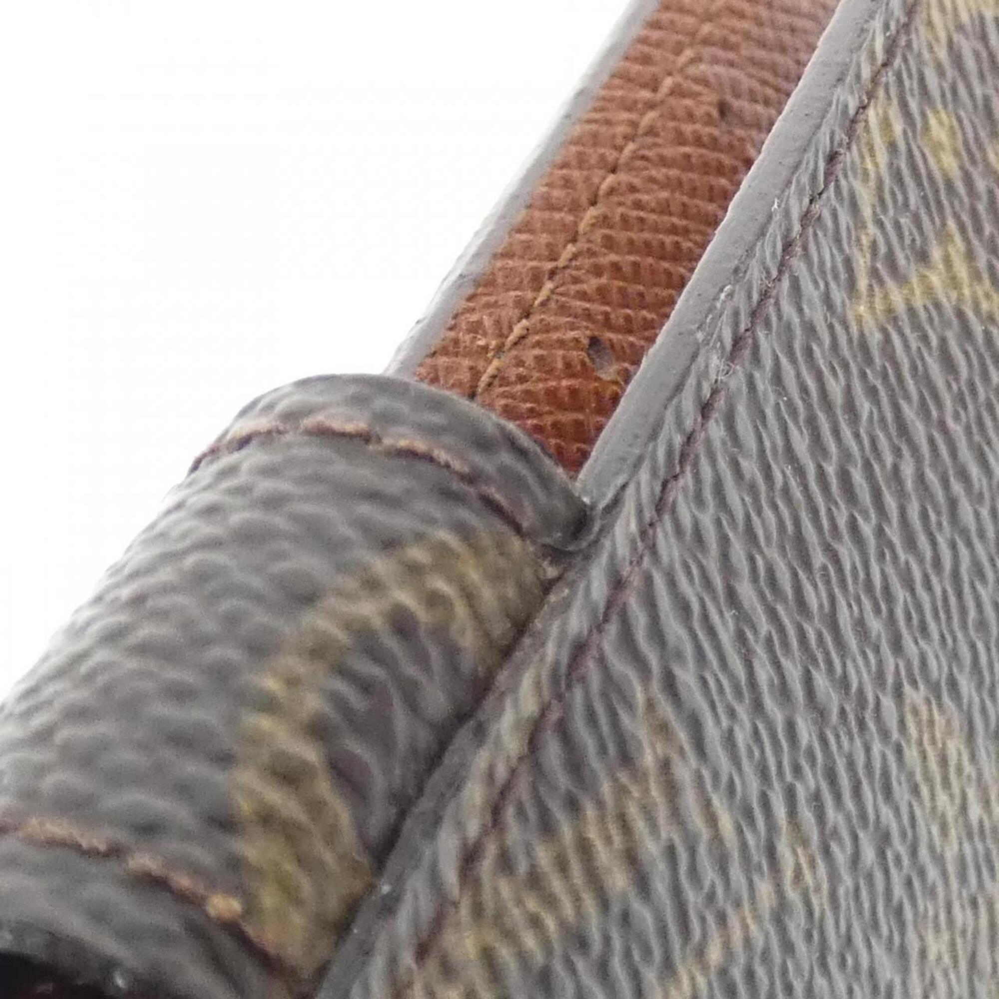 Louis Vuitton Marron Coated Canvas (Pre-Owned)