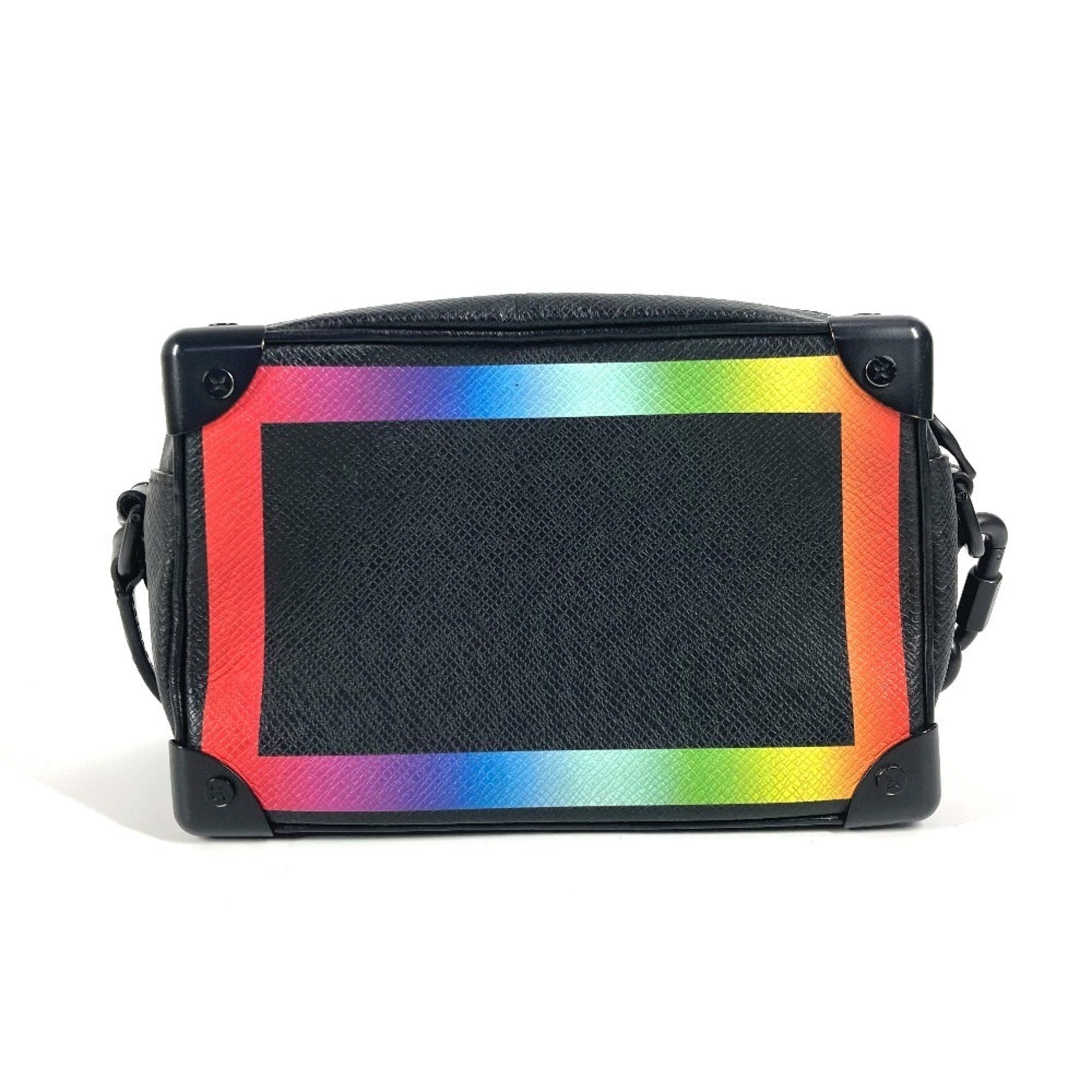 Louis Vuitton Taiga Black Multi-Color Taiga Leather Pochette Shoulder Bag (Pre-Owned)