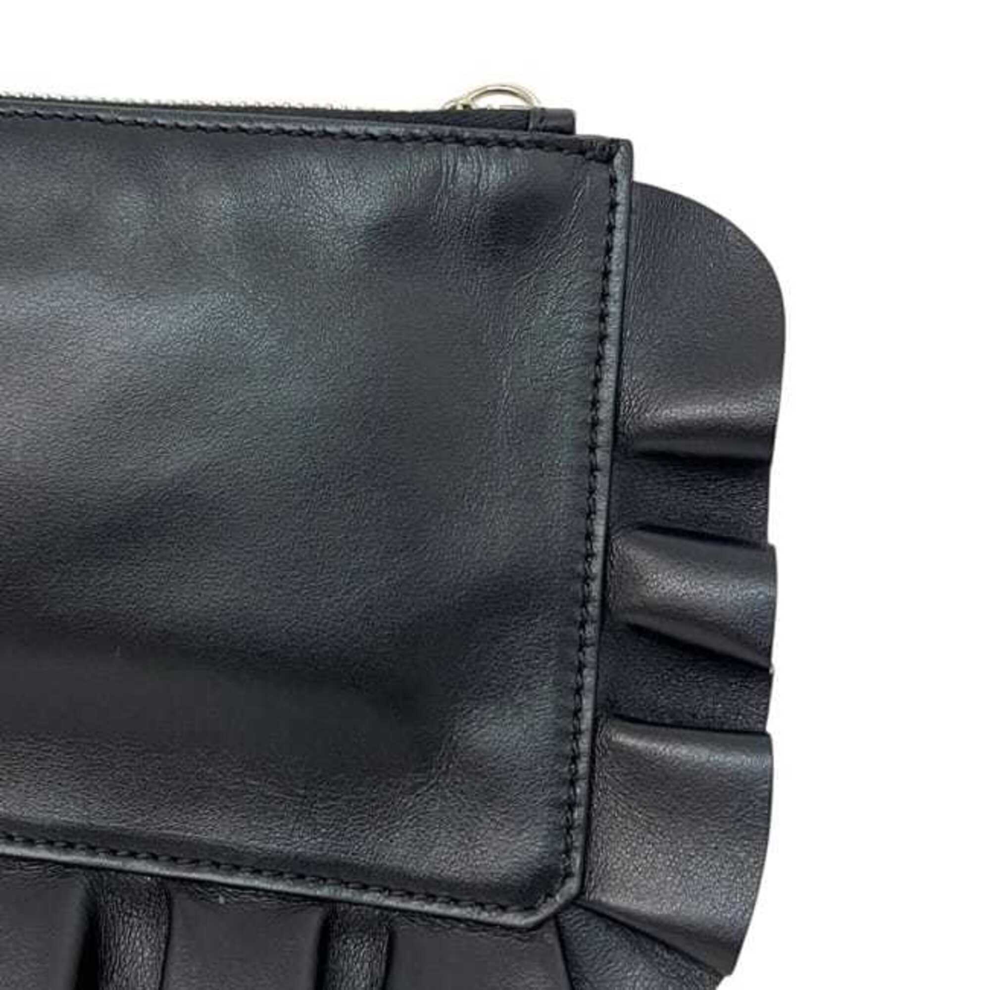 Redvalentino Black Leather Shoulder Bag (Pre-Owned)