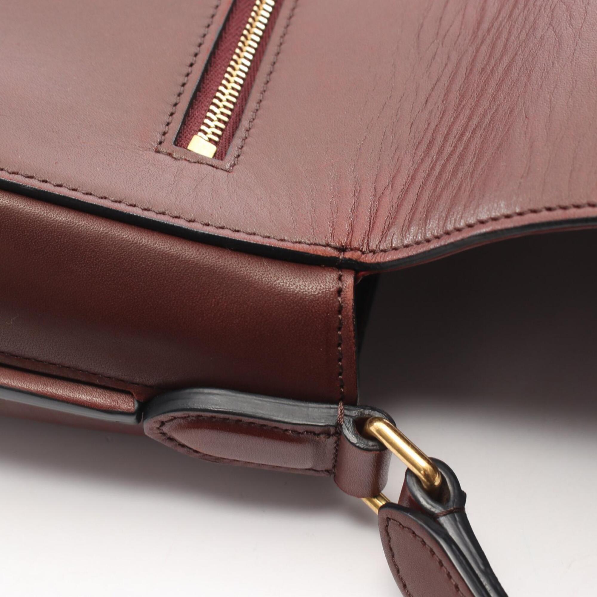 Celine Brown Leather Shoulder Bag (Pre-Owned)