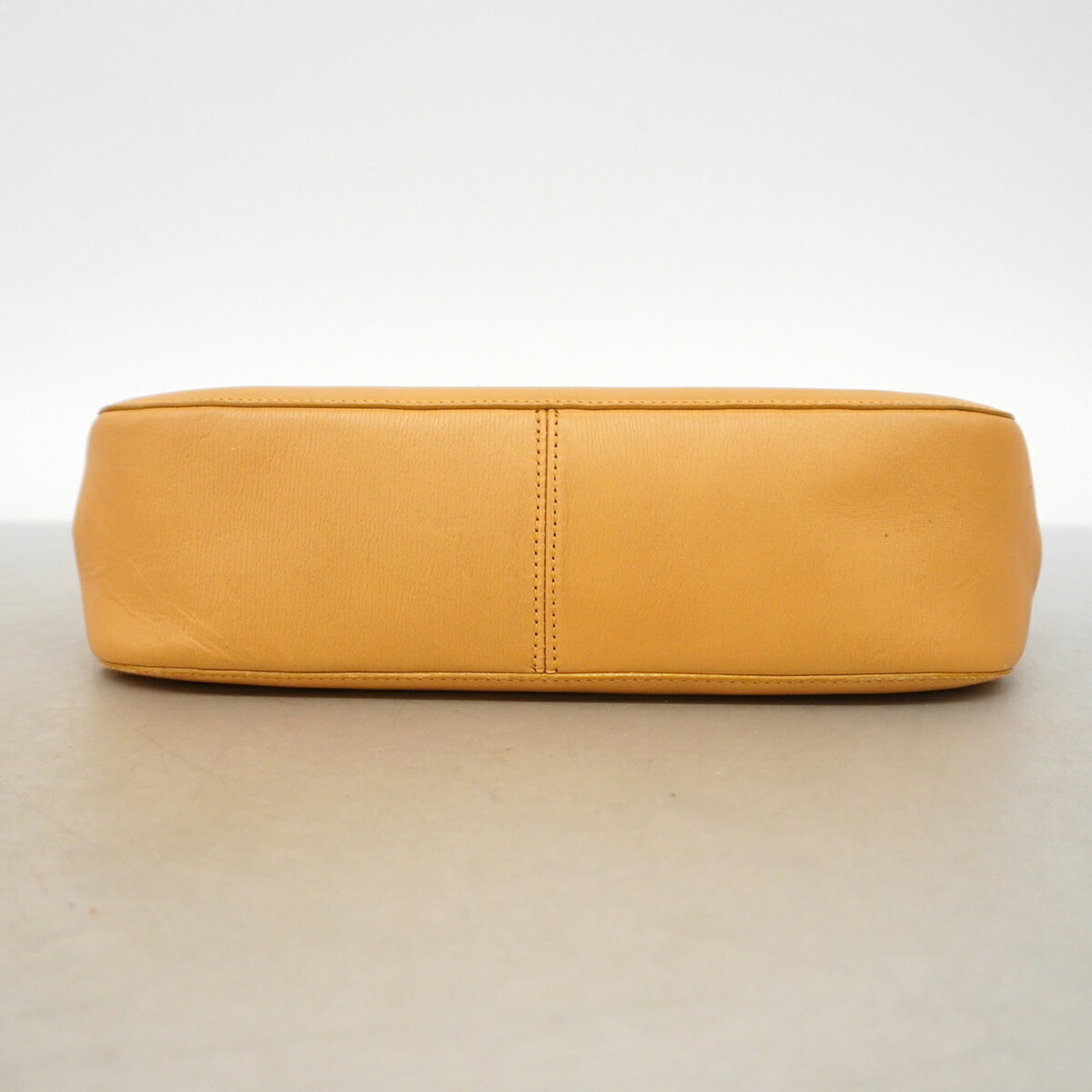 Gucci Light Brown Leather Handbag (Pre-Owned)