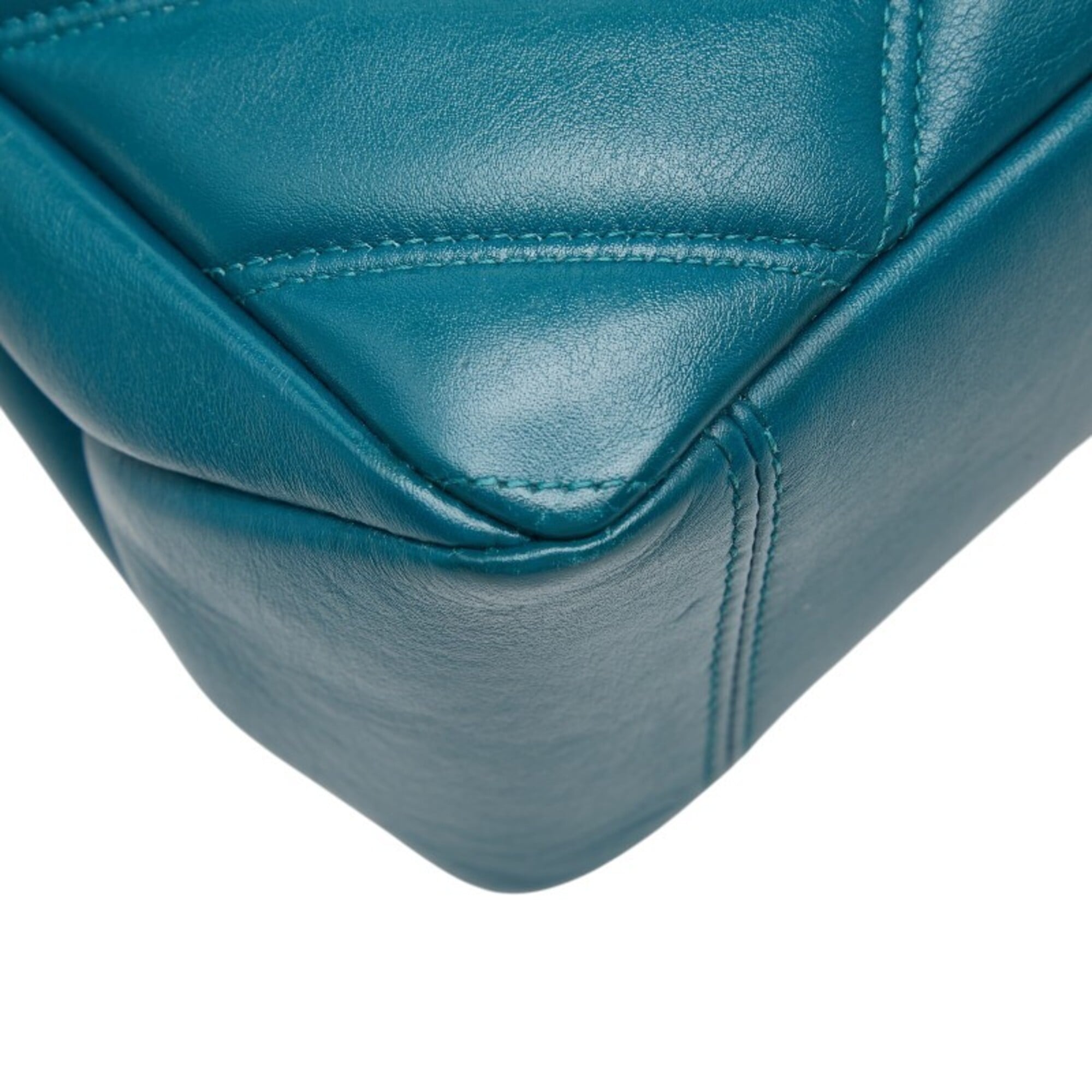 Bvlgari Green Leather Shoulder Bag (Pre-Owned)