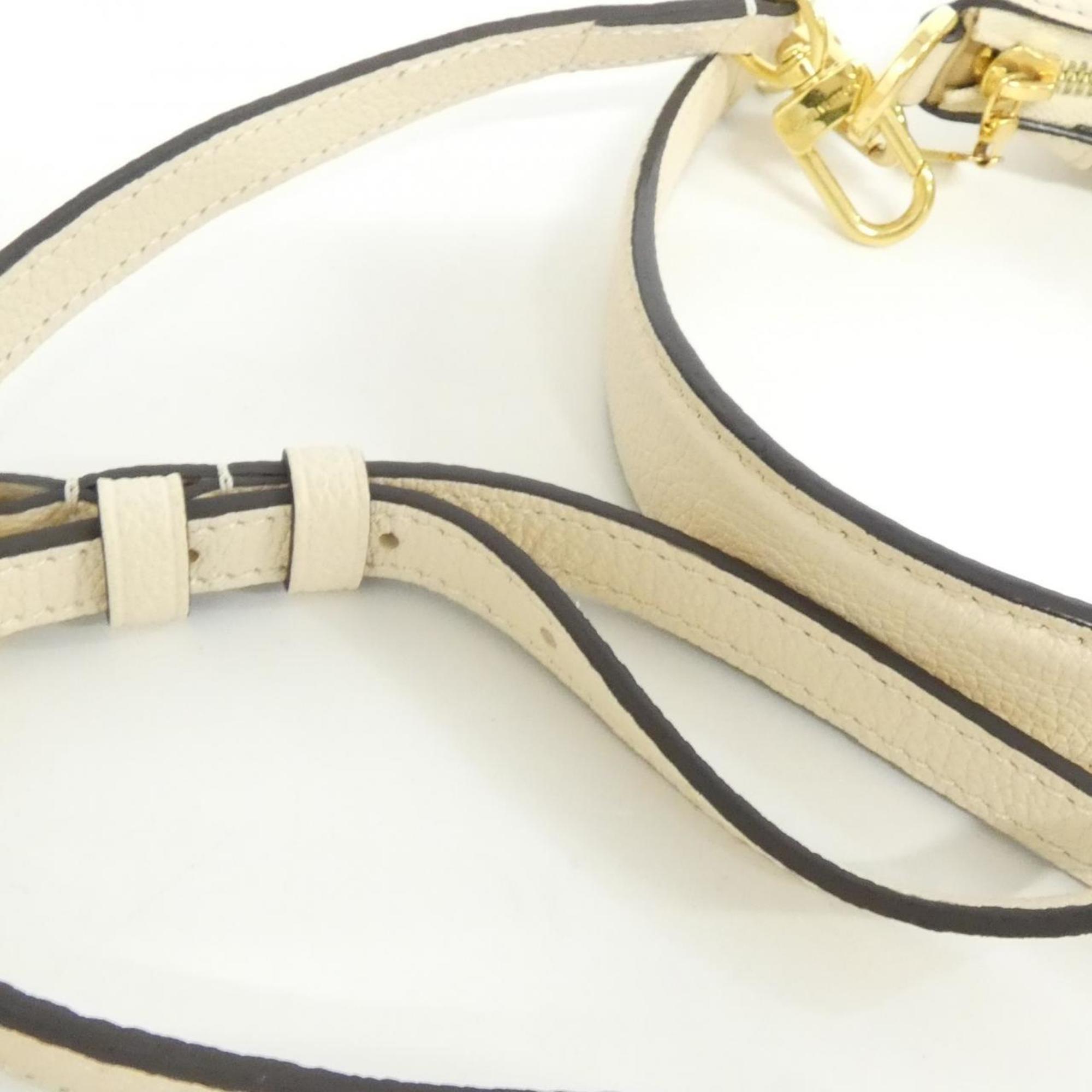 Louis Vuitton Cream Leather Handbag (Pre-Owned)