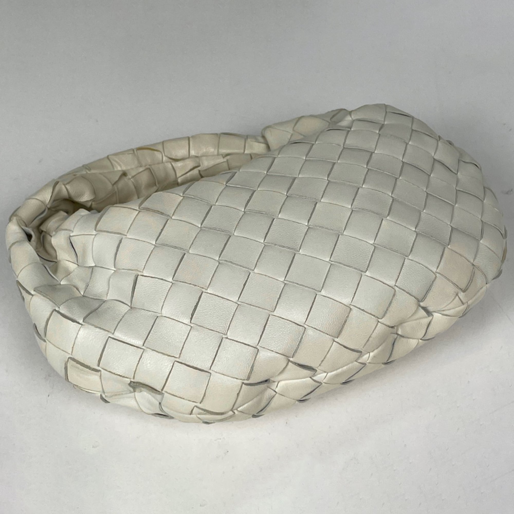 Bottega Veneta White Intrecciato Handbag (Pre-Owned)