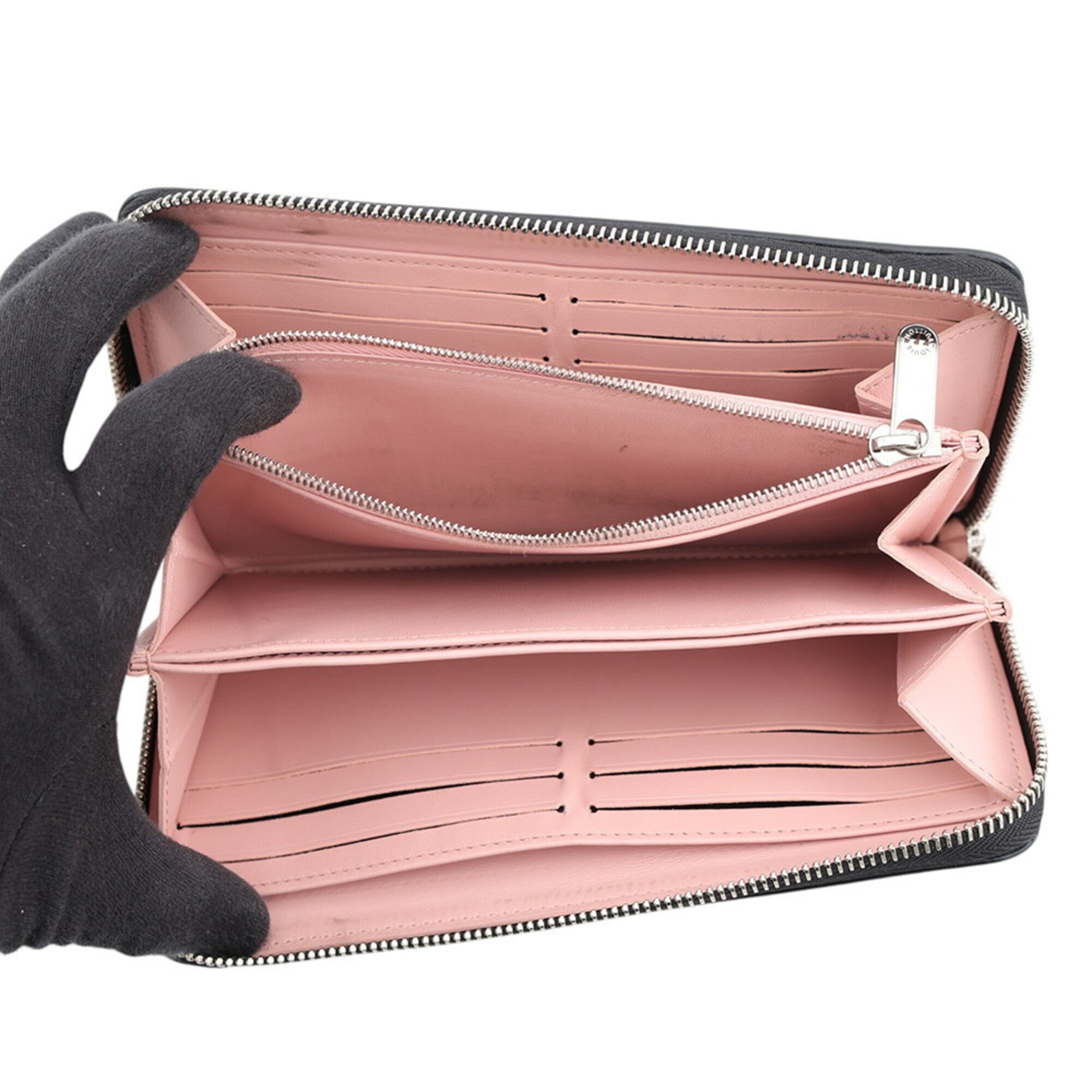 Louis Vuitton Mahina Pink Mahina Leather Long Wallet (Bi-Fold) (Pre-Owned)