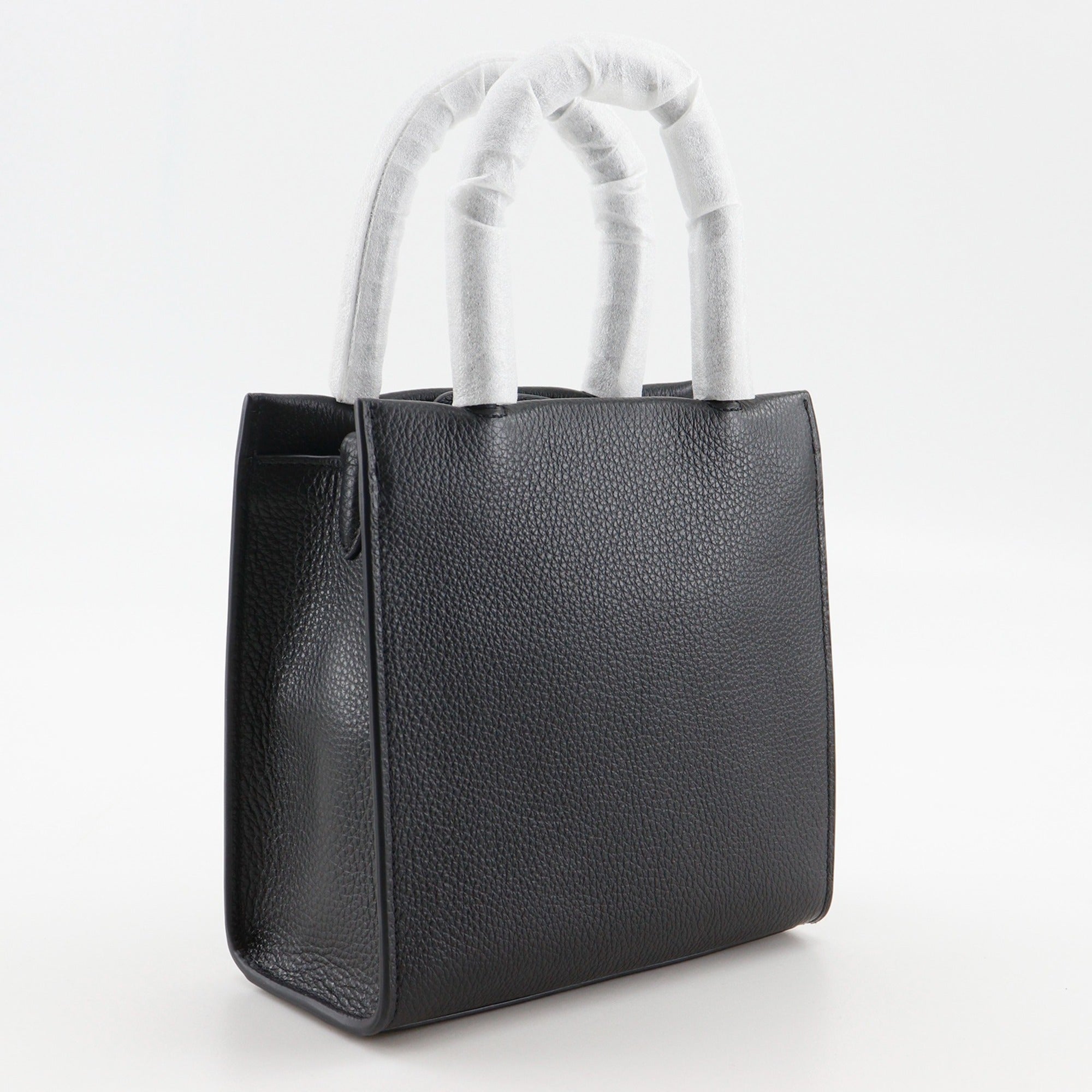Coach Black Leather Handbag (Pre-Owned)