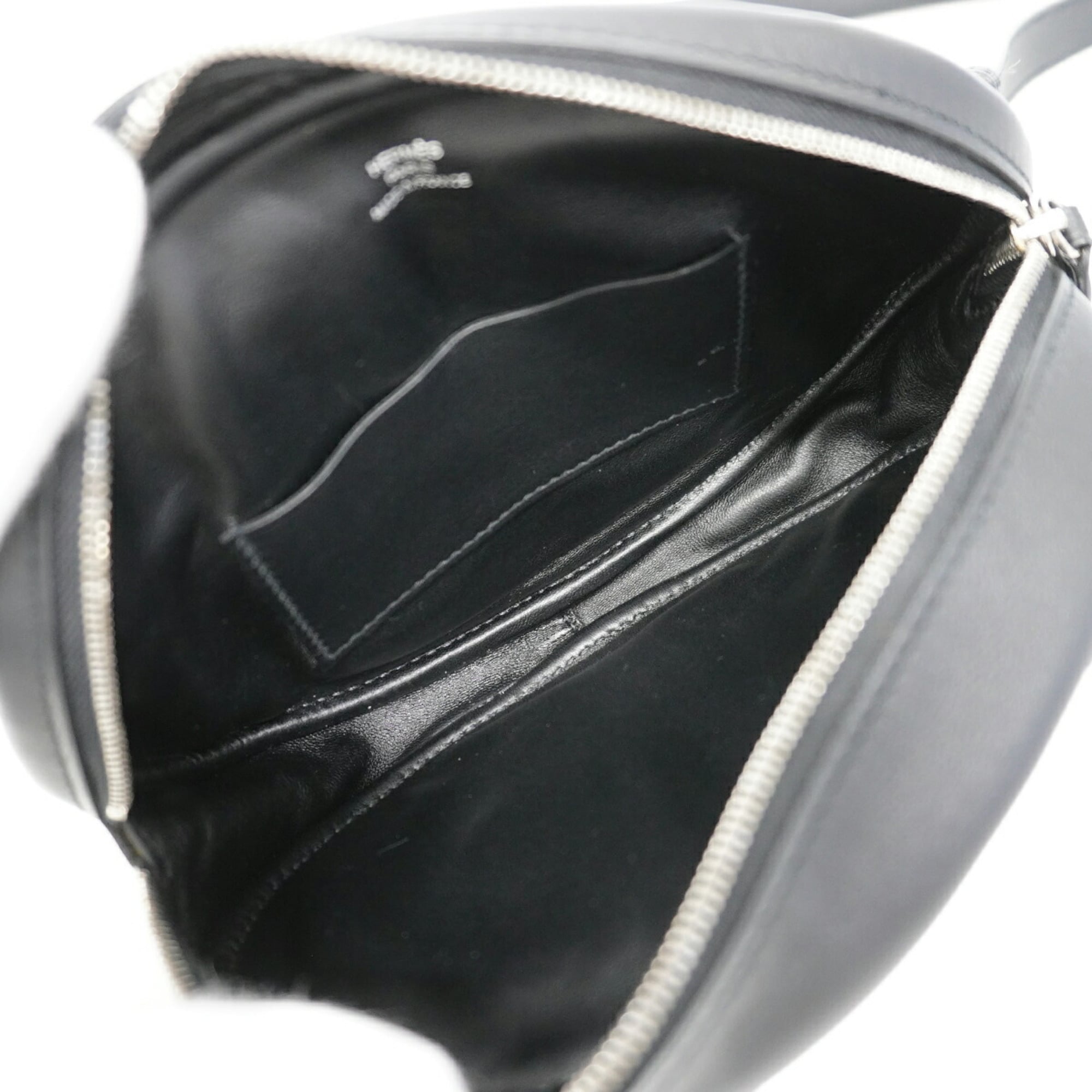 Hermes Black Swift Leather Shoulder Bag (Pre-Owned)