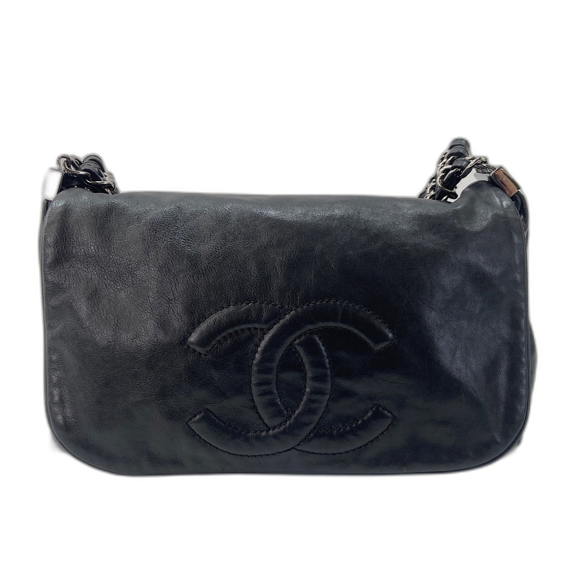 Chanel Black Shoulder Bag (Pre-Owned)