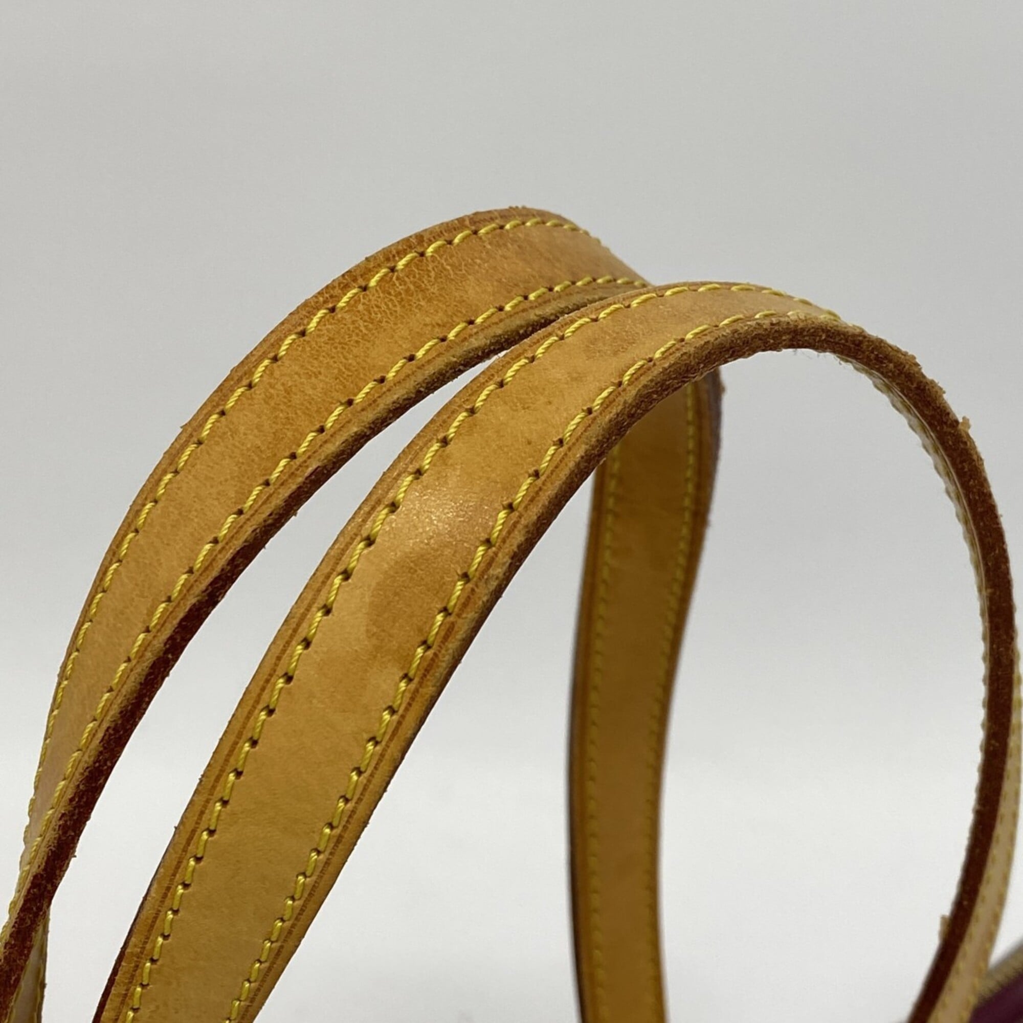 Louis Vuitton Violet Tote Bag (Pre-Owned)