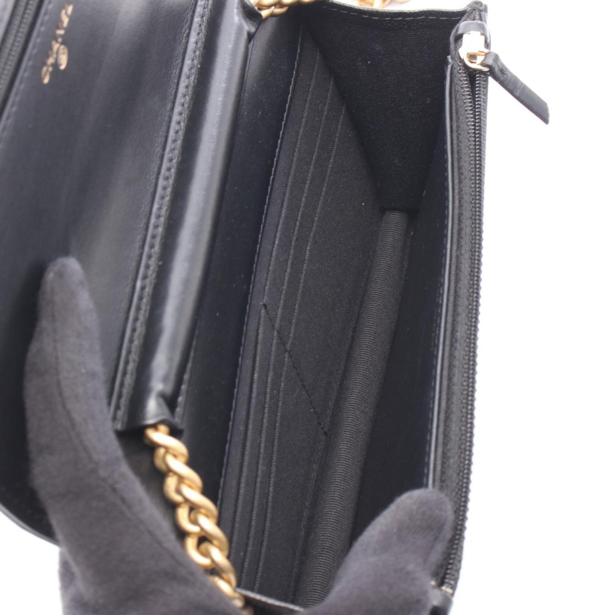 Chanel Black Grained Calfskin Handbag Shoulder Bag (Pre-Owned)
