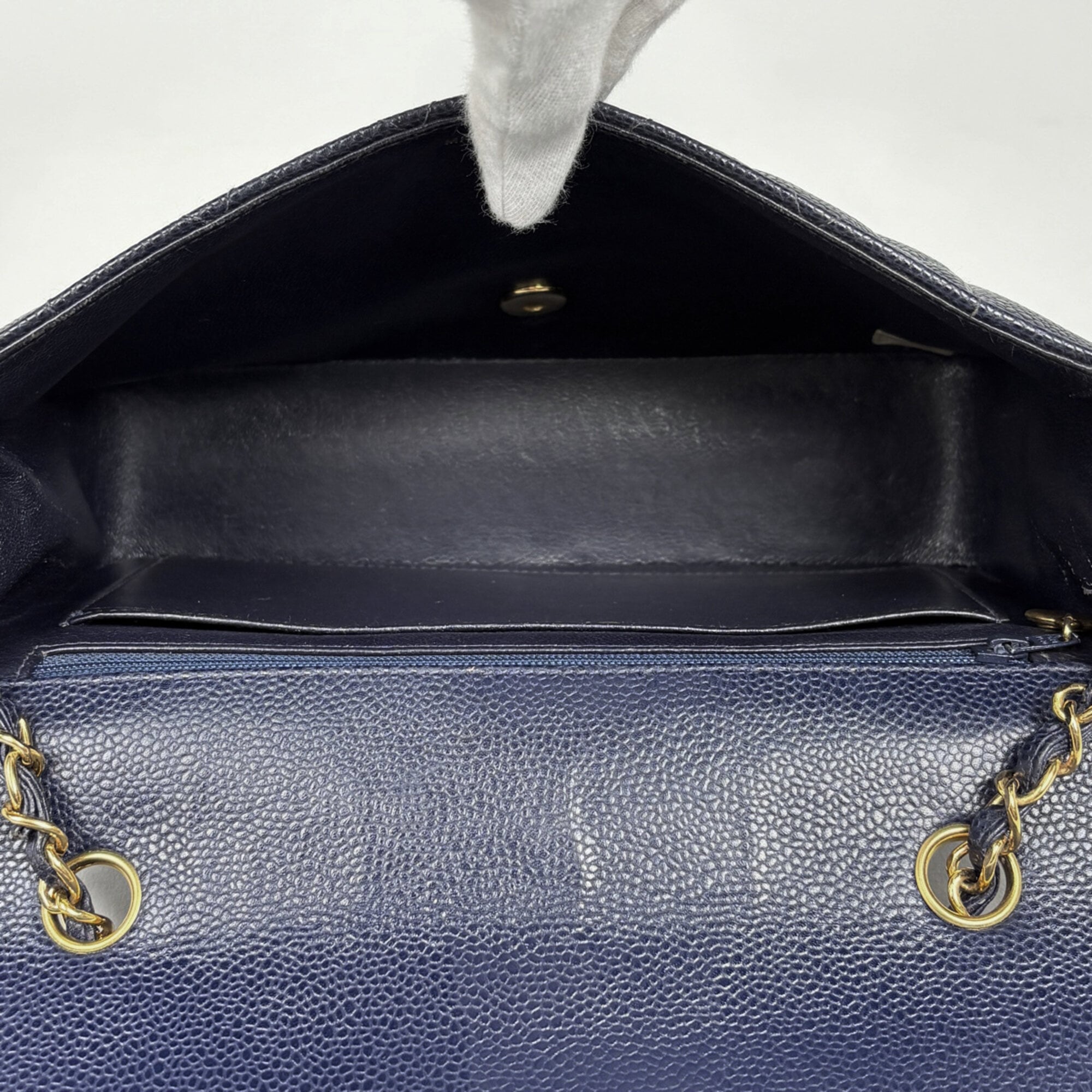 Chanel Navy Grained Calfskin Shoulder Bag (Pre-Owned)